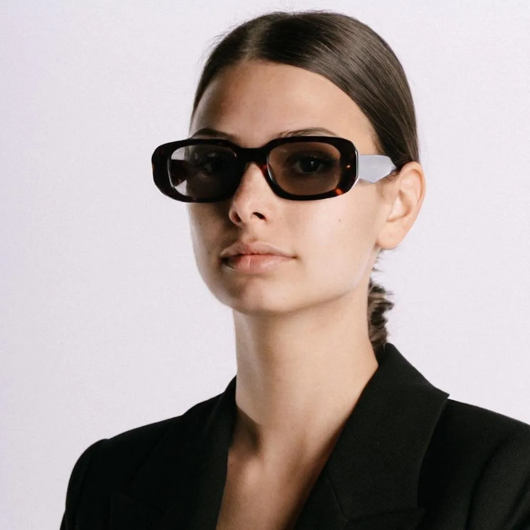 LOREN | TORTOISE sold by Moncada Eyewear product image thumbnail 3