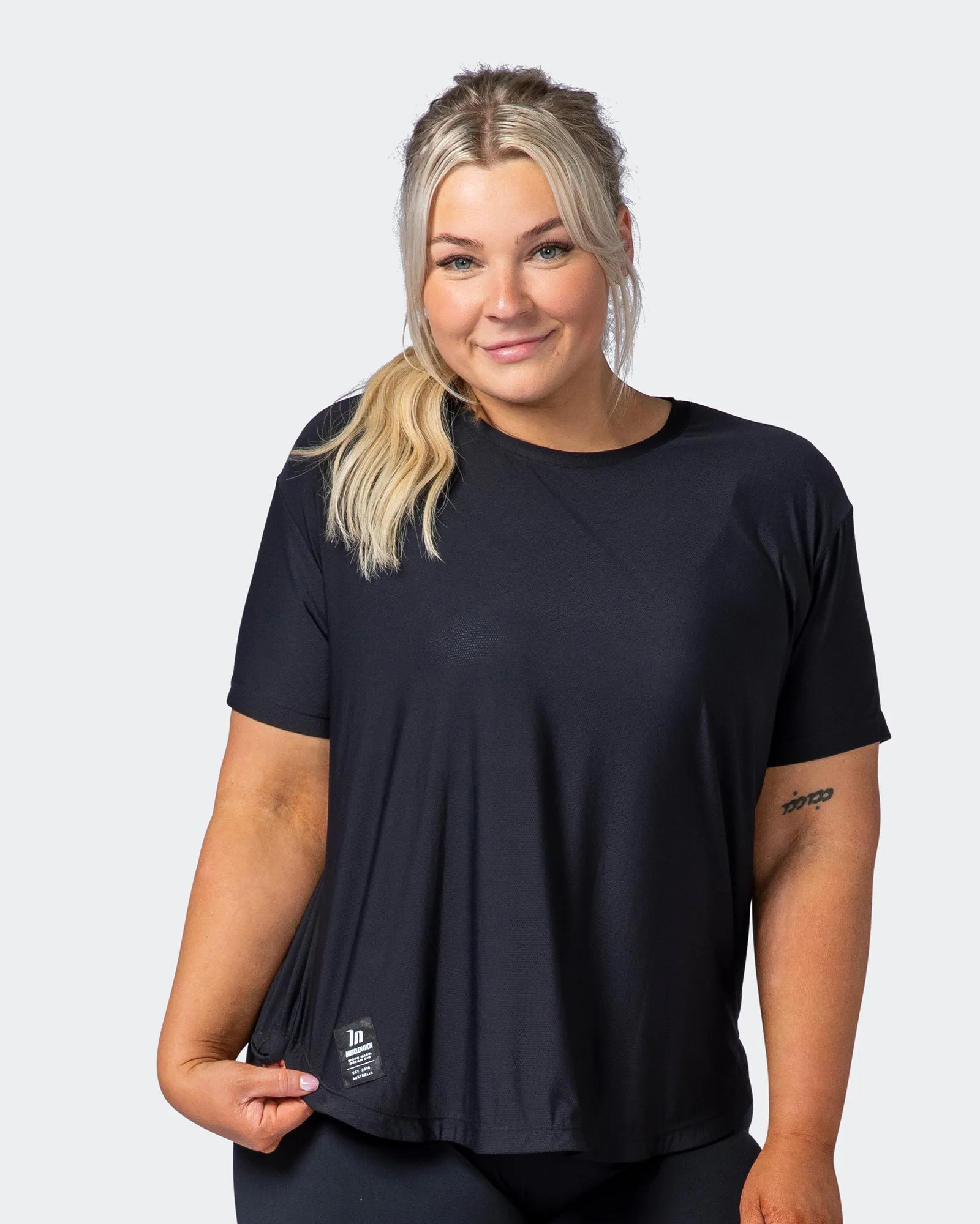 Level Up Training Tee - Black sold by Muscle Nation