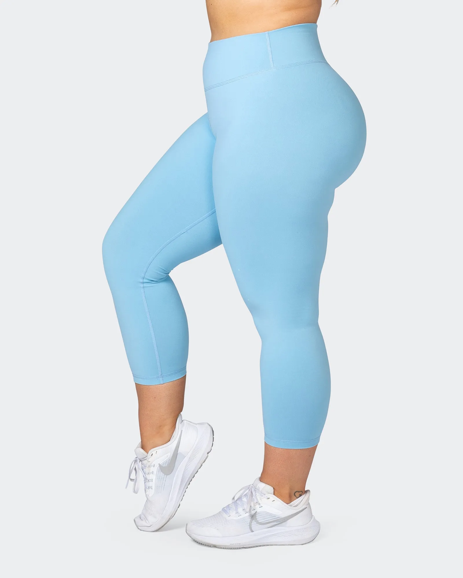 Signature Scrunch 7/8 Leggings - Ice Blue sold by Muscle Nation product image thumbnail 4