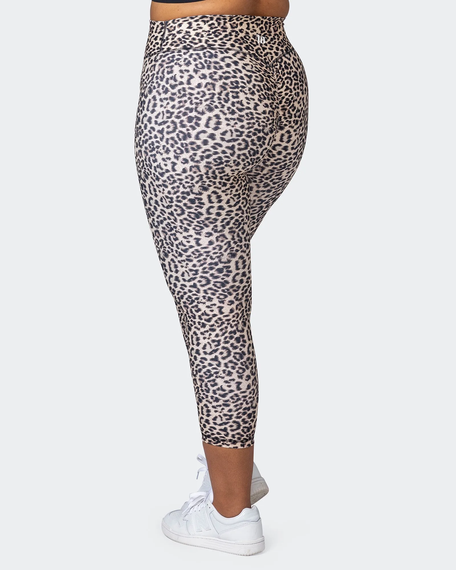 Signature Scrunch 7/8 Leggings - Yellow Leopard sold by Muscle Nation product image thumbnail 5