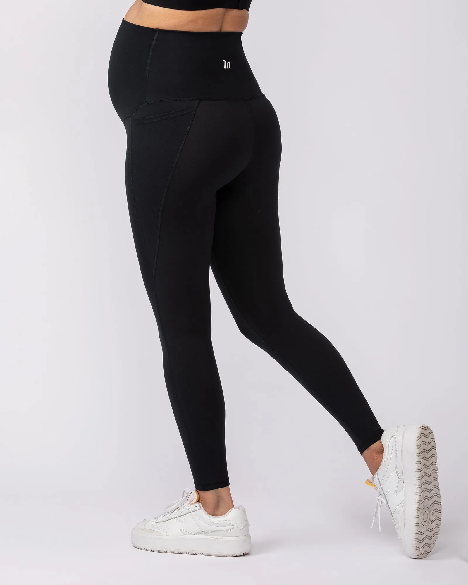 Maternity Everyday Pocket Leggings - Black sold by Muscle Nation product image thumbnail 4