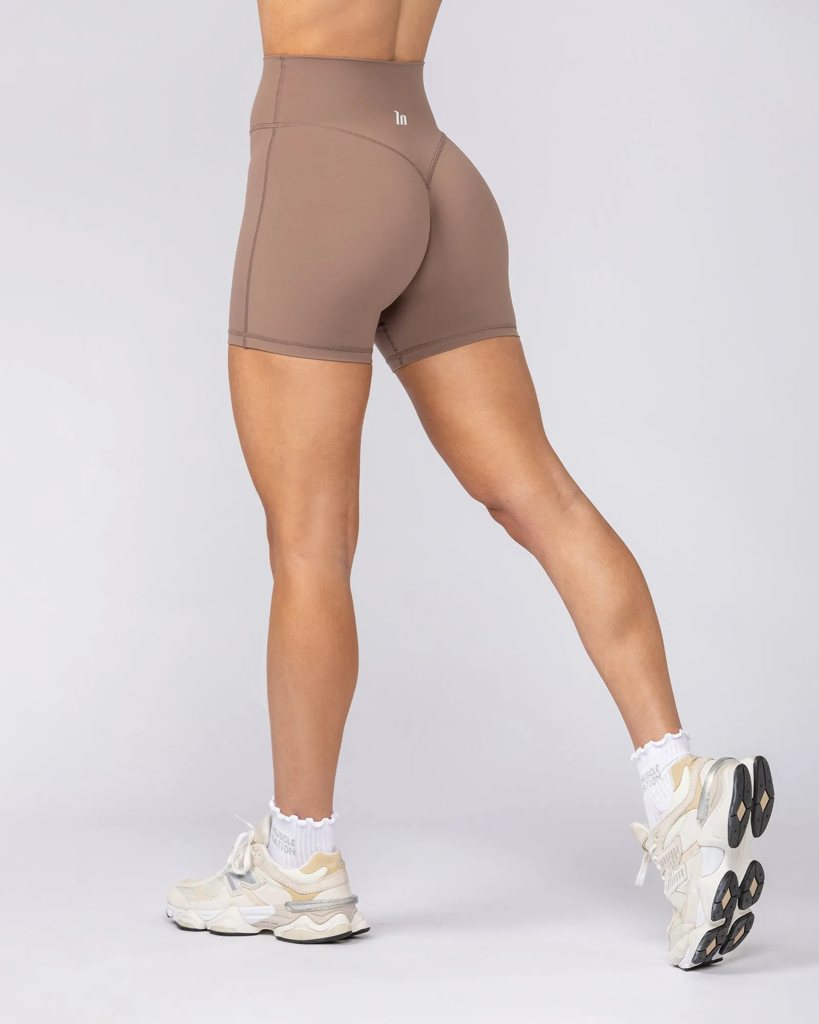 Aura Peachy Invisible Scrunch Midway Shorts - Cookie sold by Muscle Nation product image thumbnail 5