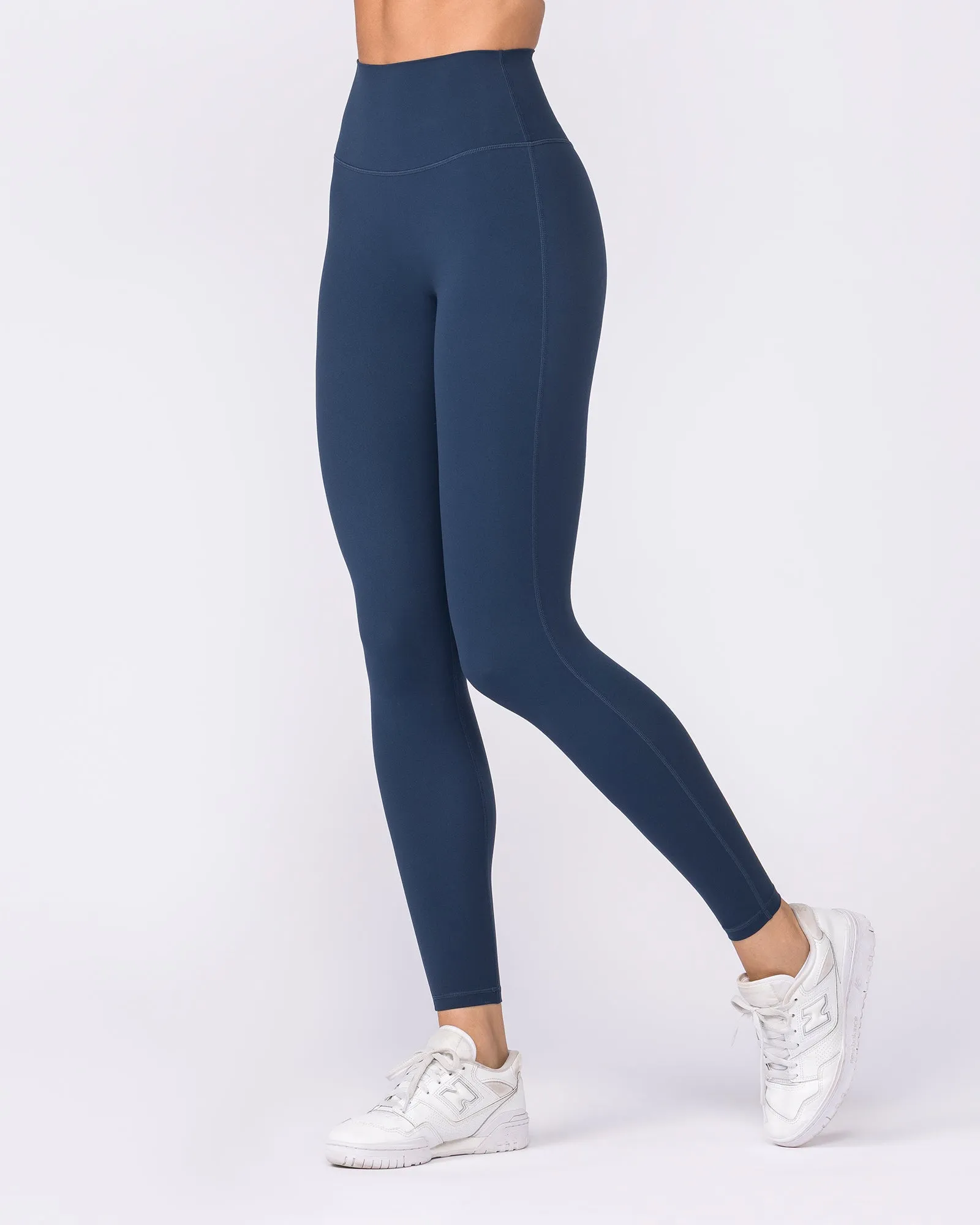Aura Peachy High Invisible Scrunch Ankle Leggings - Navy sold by Muscle Nation product image thumbnail 3