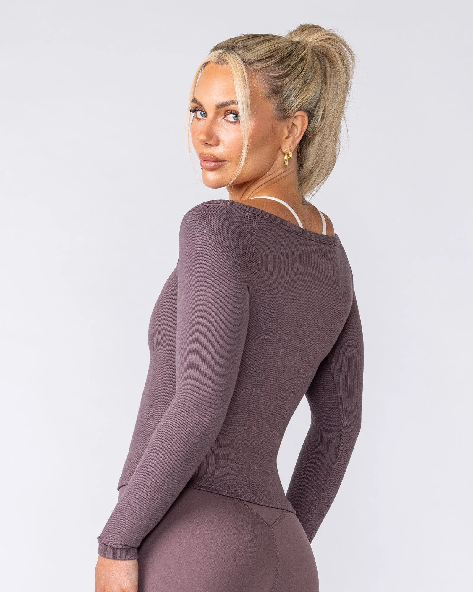 Balance Long Sleeve Rib Top - Umber sold by Muscle Nation product image thumbnail 2