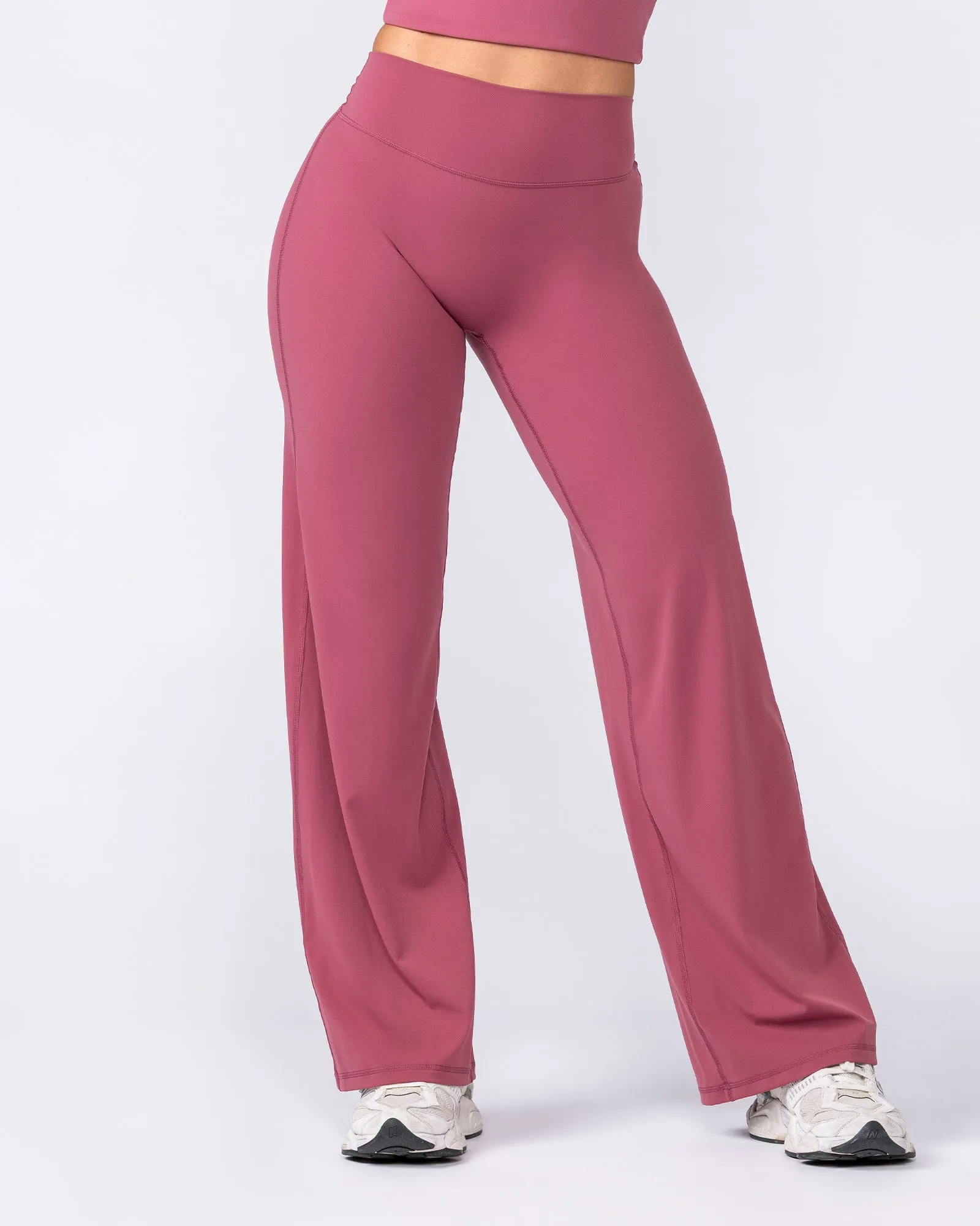 Aura Straight Leg Leggings Short - Maple sold by Muscle Nation product image thumbnail 3