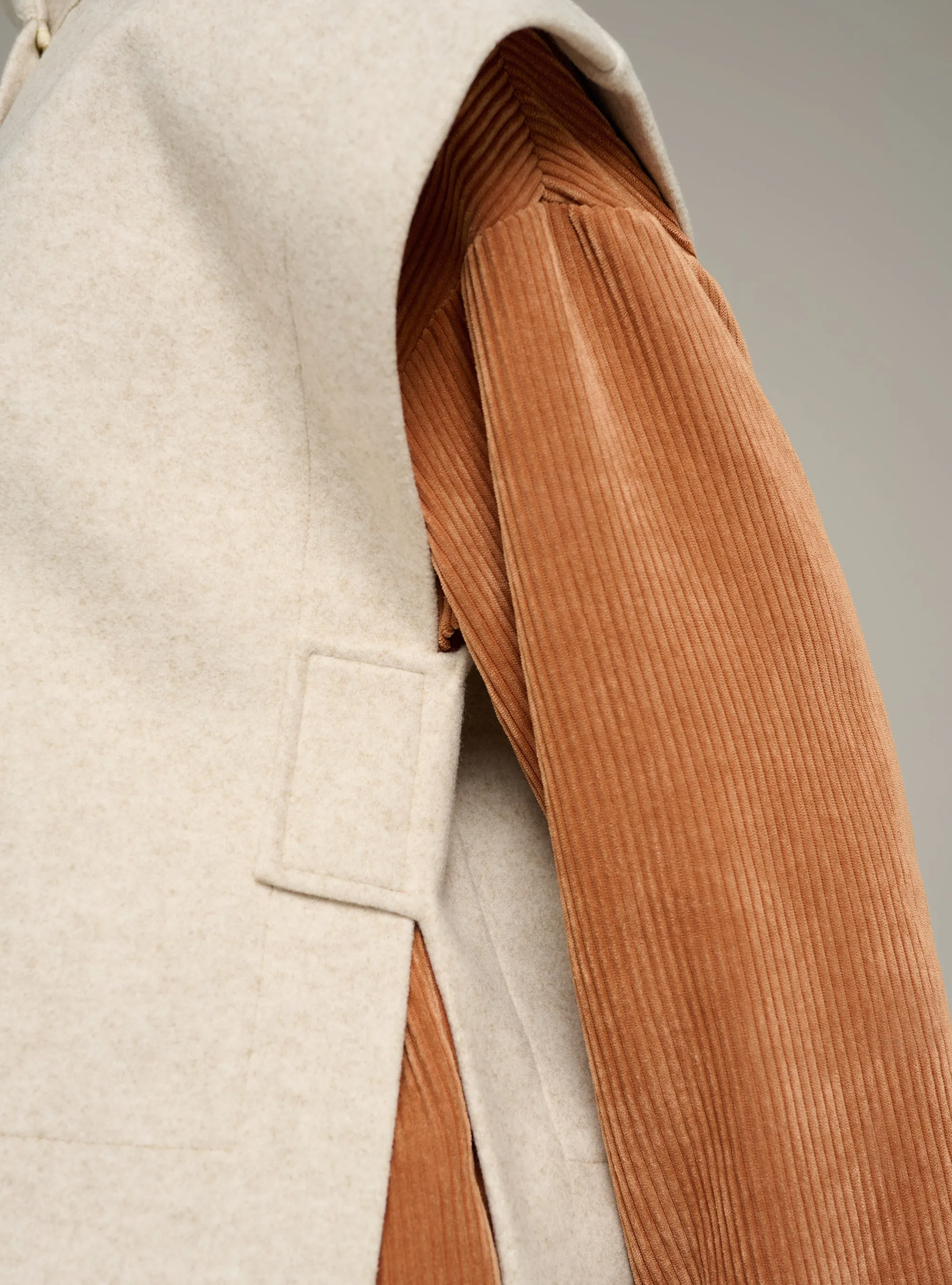 Gilet droit sans manches sold by Cotelac product image thumbnail 4
