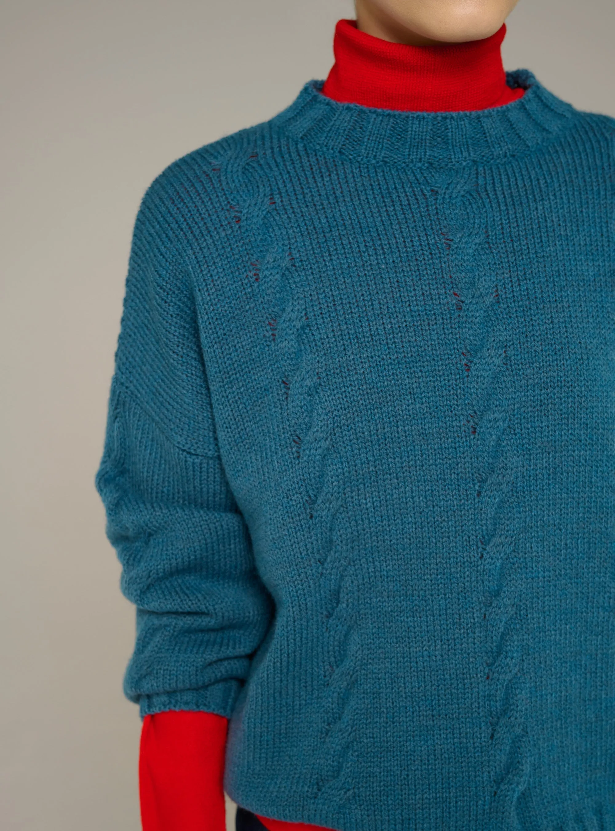 Pull col rond oversize en maille torsadée sold by Cotelac product image thumbnail 3
