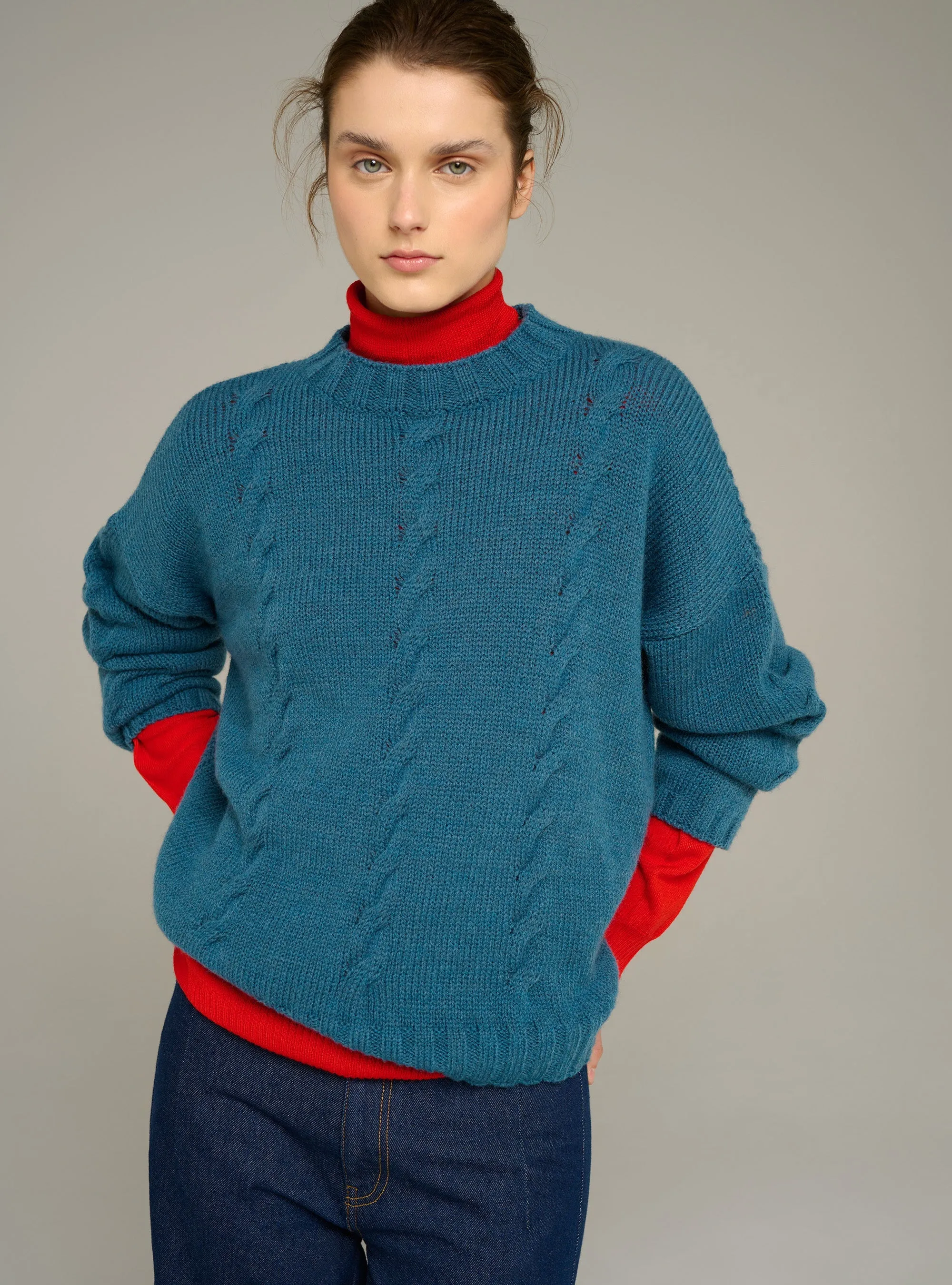 Pull col rond oversize en maille torsadée sold by Cotelac