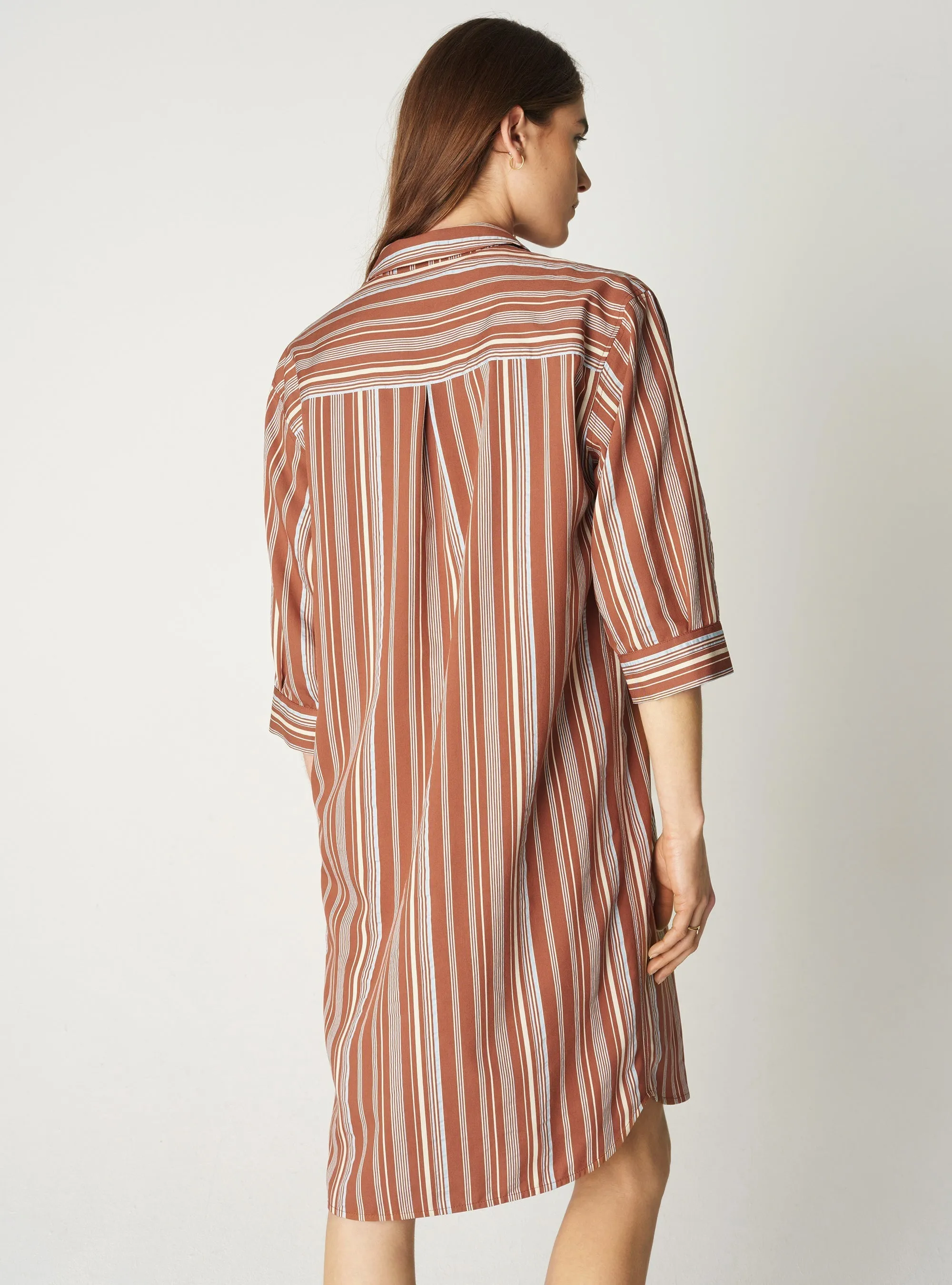 Robe Hilda sold by Cotelac product image thumbnail 3