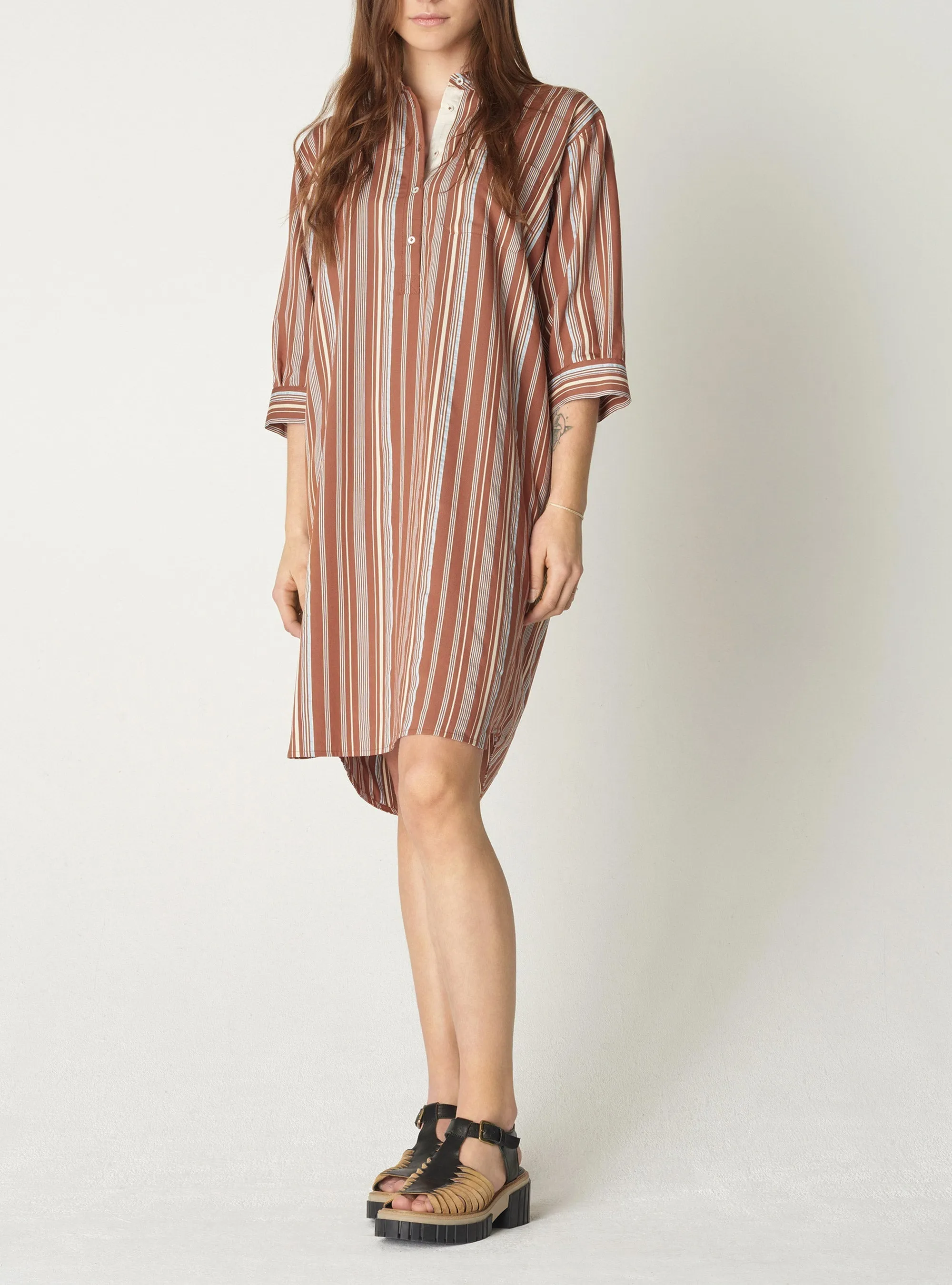 Robe Hilda sold by Cotelac product image thumbnail 2