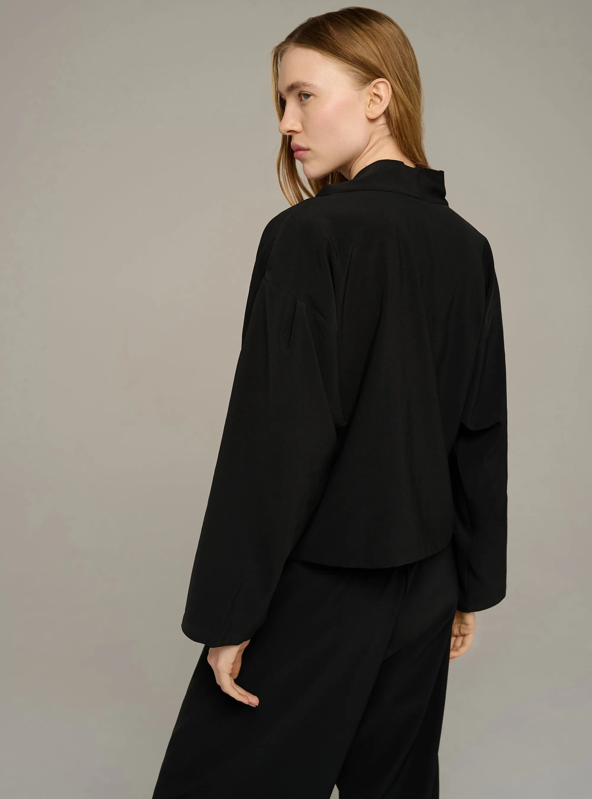 Blouse col bénitier manches longues sold by Cotelac product image thumbnail 5