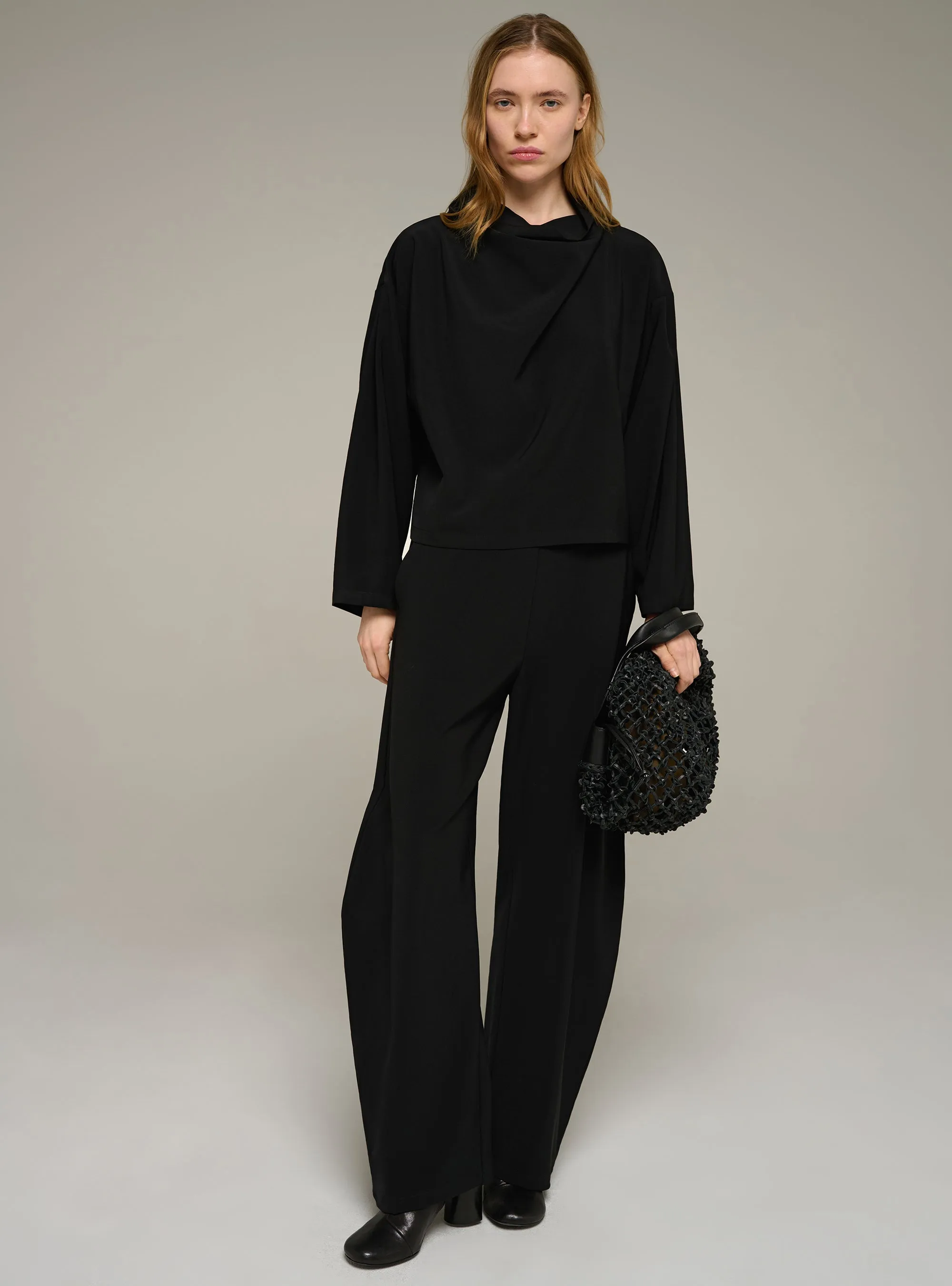 Blouse col bénitier manches longues sold by Cotelac product image thumbnail 4