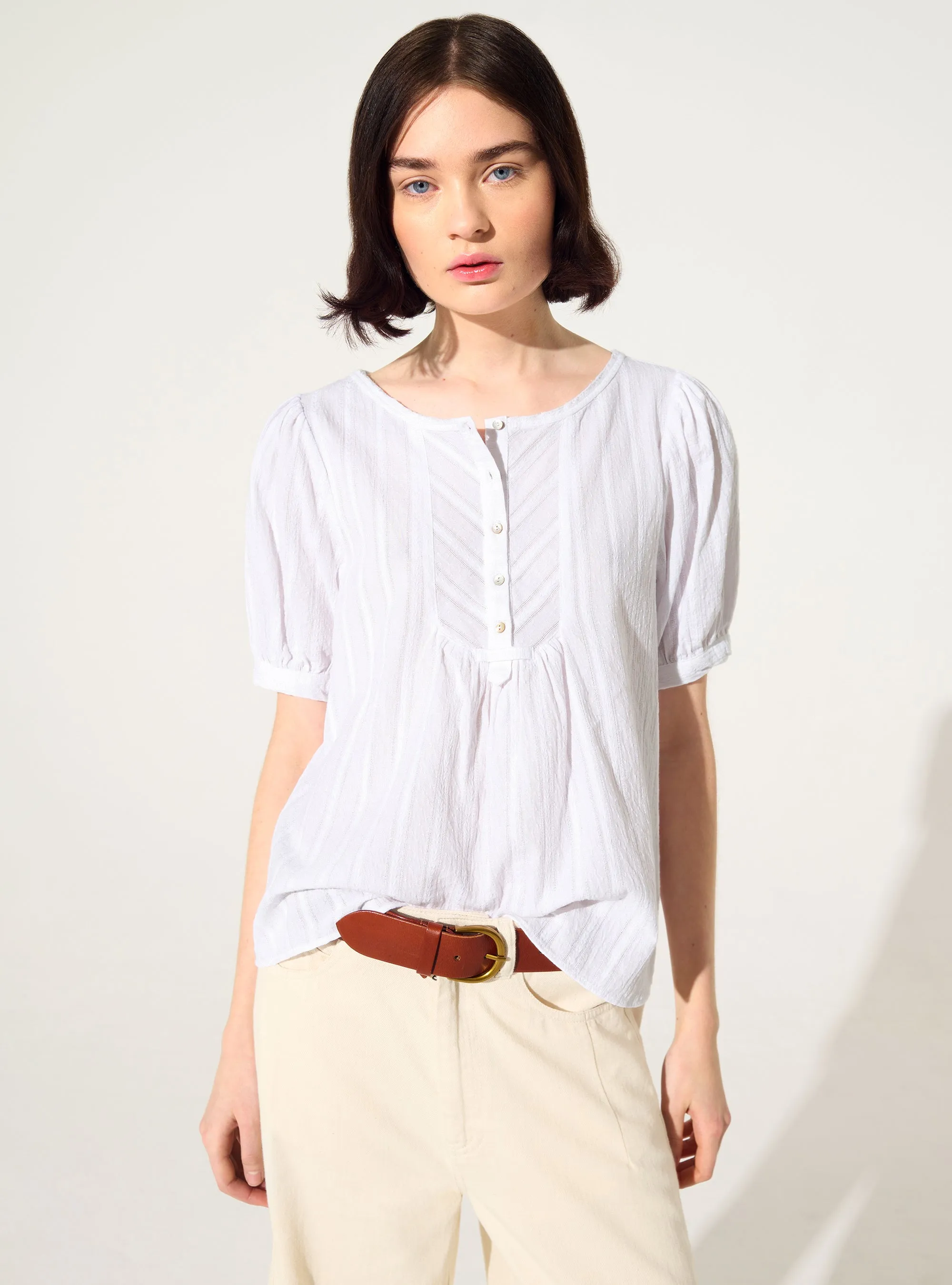 Blouse ample en coton blanc sold by Cotelac