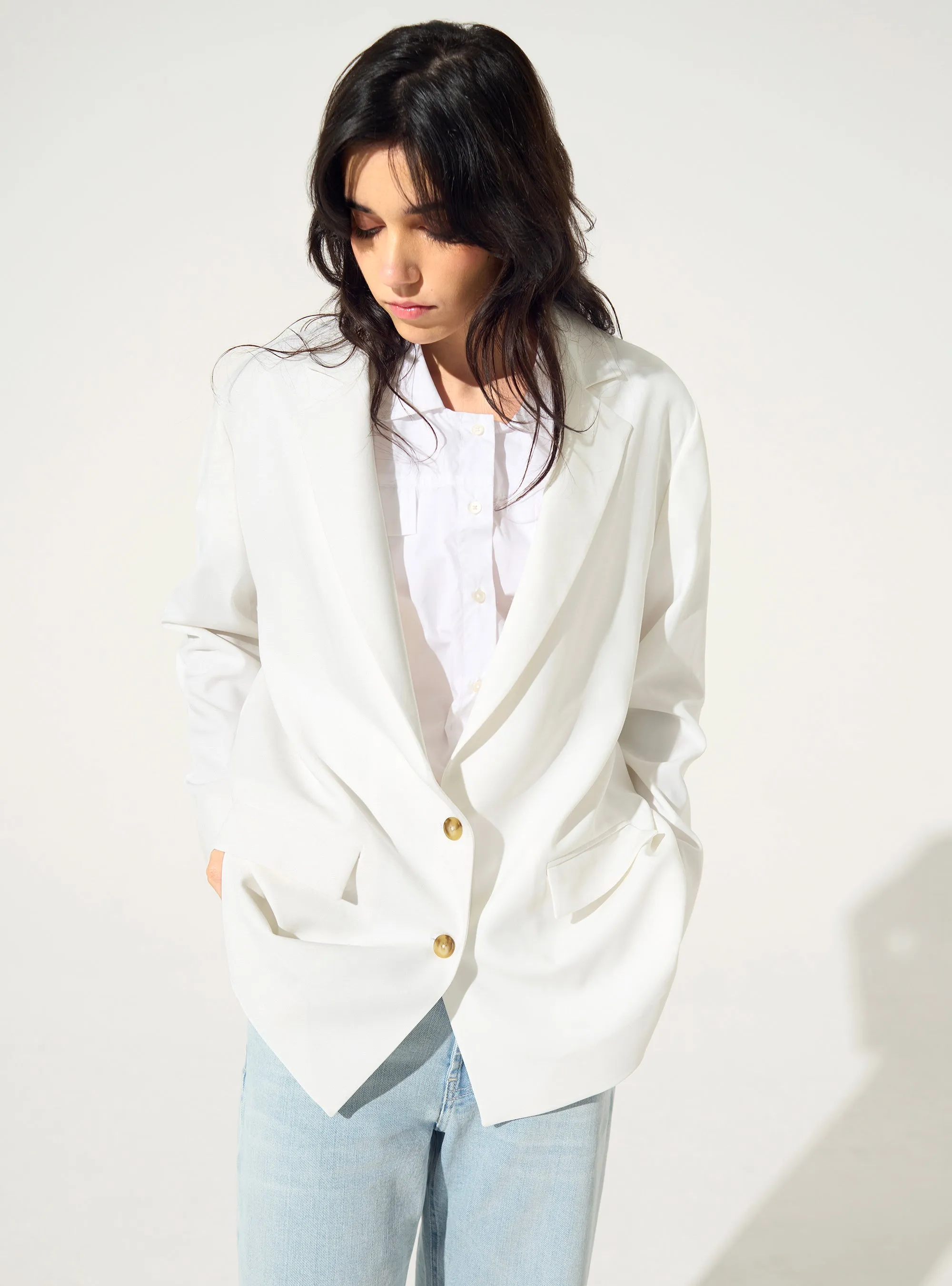 Veste tailleur oversize blanche sold by Cotelac product image thumbnail 2