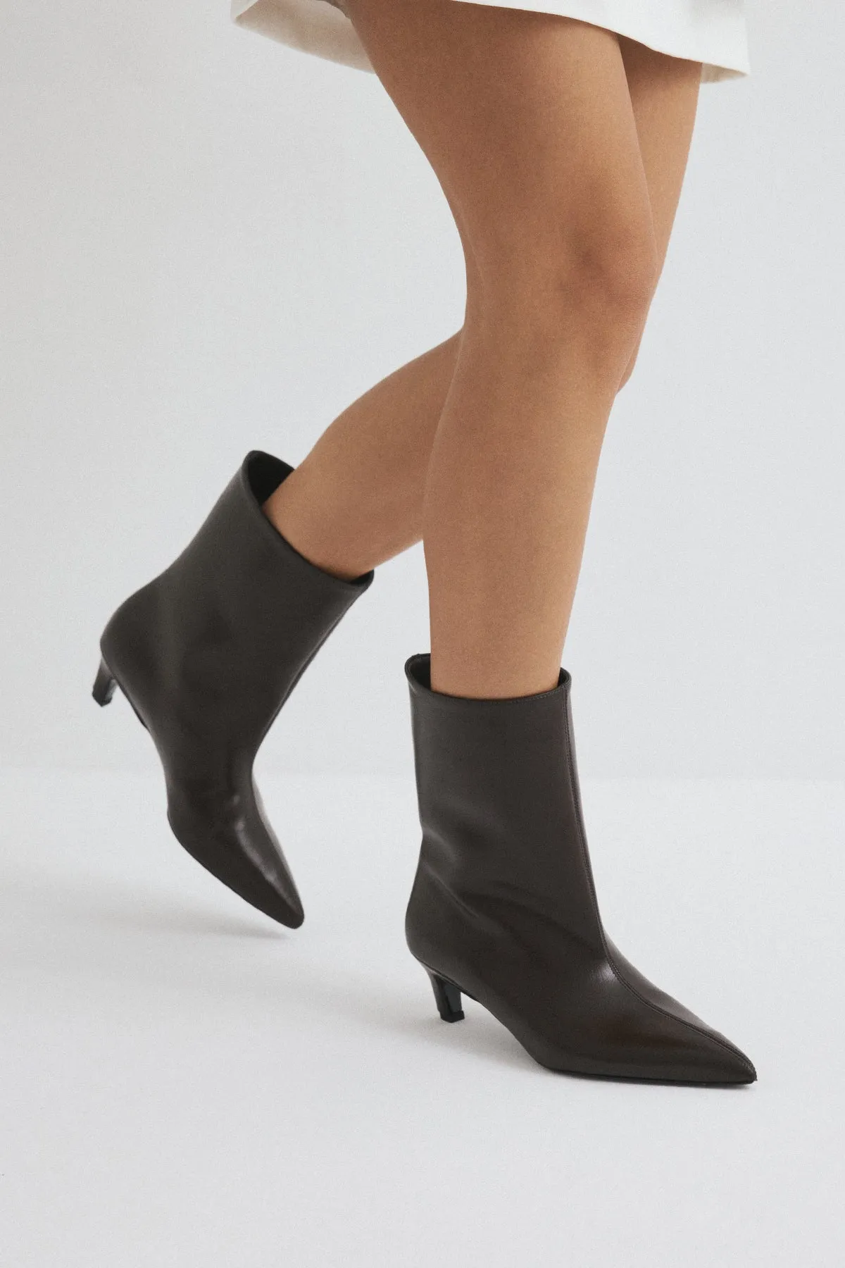 Aria Leather Ankle boots - Dark Brown sold by Eyisa product image thumbnail 5
