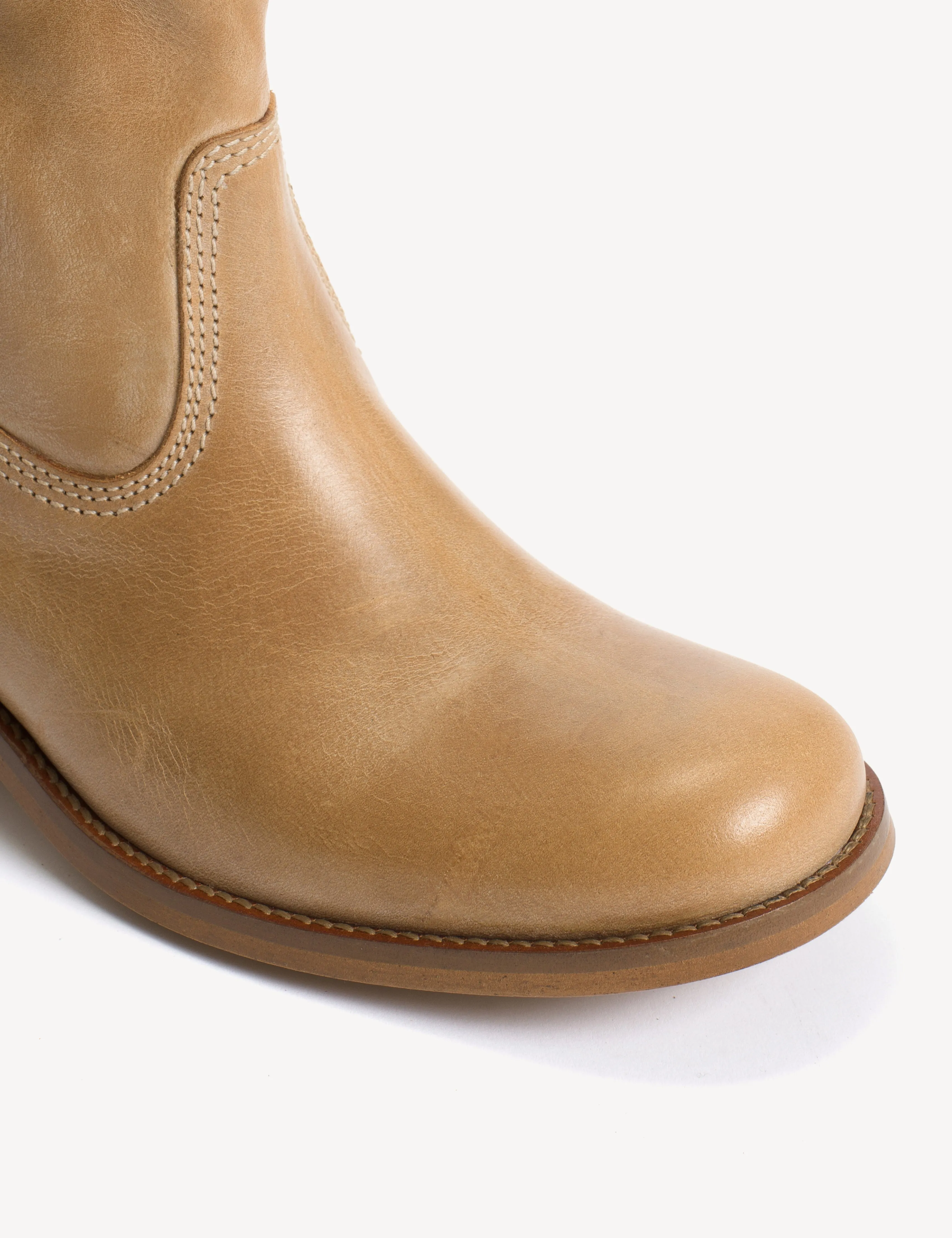 Ann Gaucho Boot With Western Stitchings In Light Tan Escovado Leather sold by DICO Copenhangen product image thumbnail 5