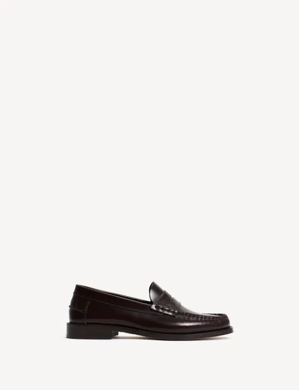 Moccasin Penny Loafer In Bordeaux Polido Leather sold by DICO Copenhangen
