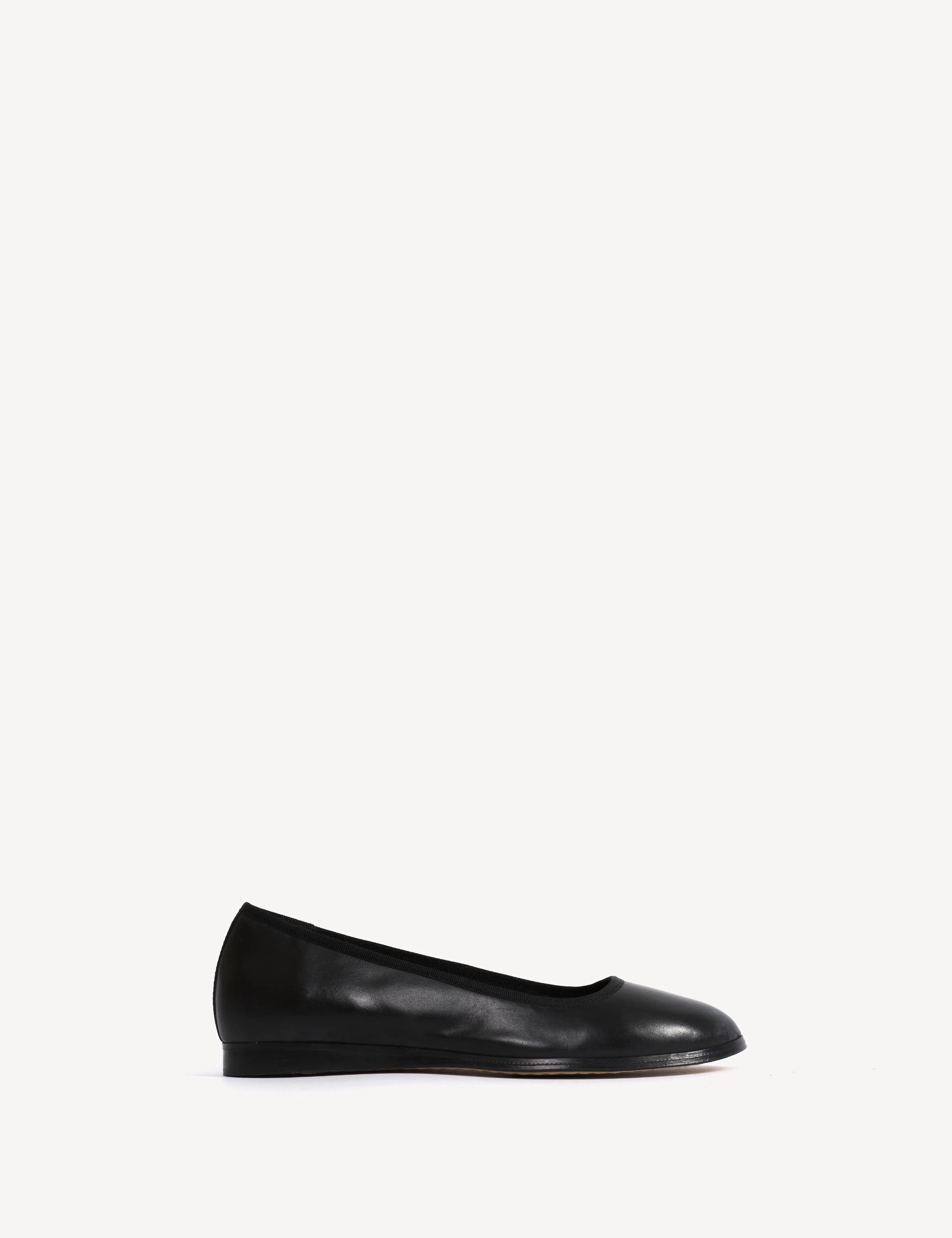 Mari Flats In Black Escovado Leather sold by DICO Copenhangen