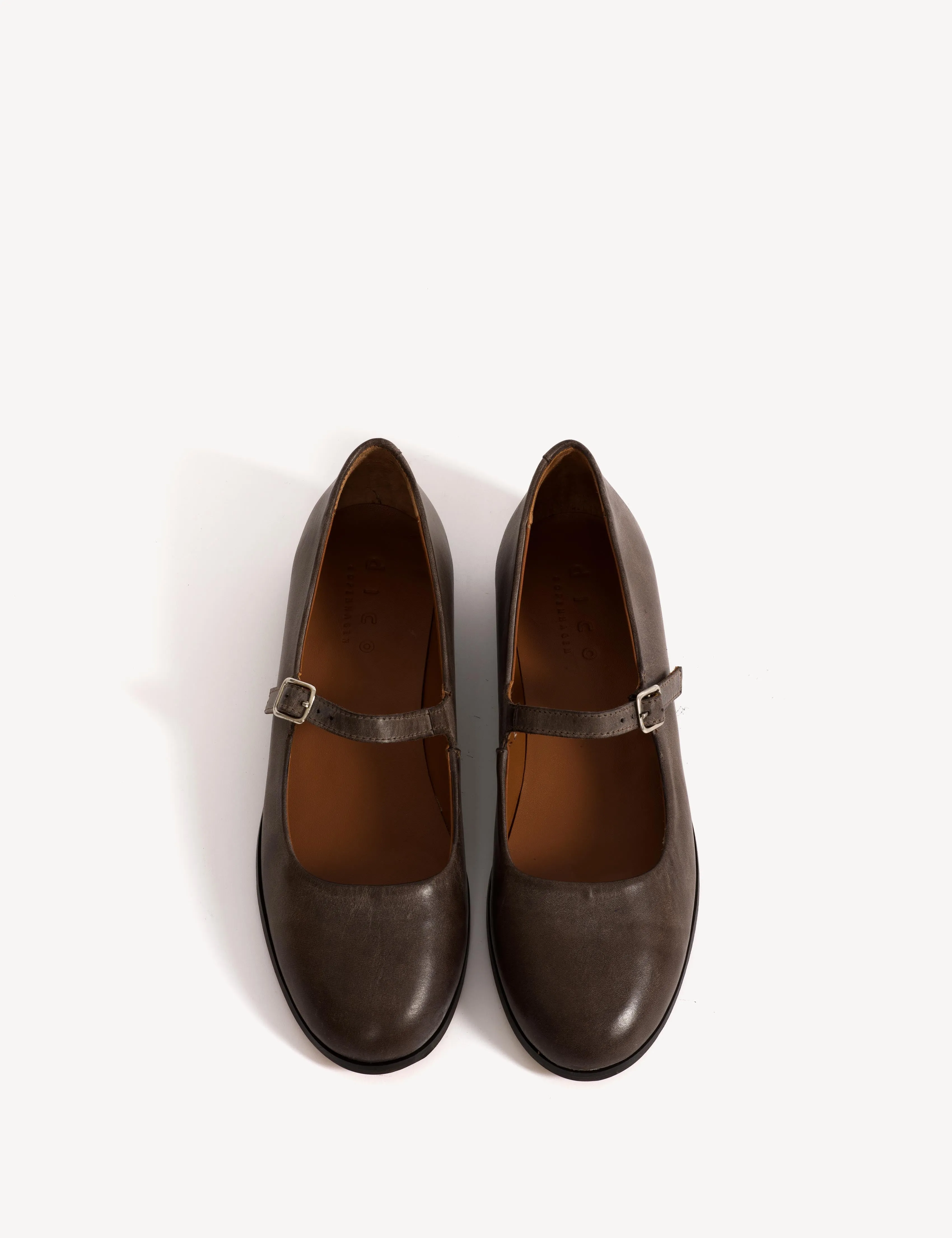 Ines Flats In Dark Brown Escovado Leather sold by DICO Copenhangen product image thumbnail 4