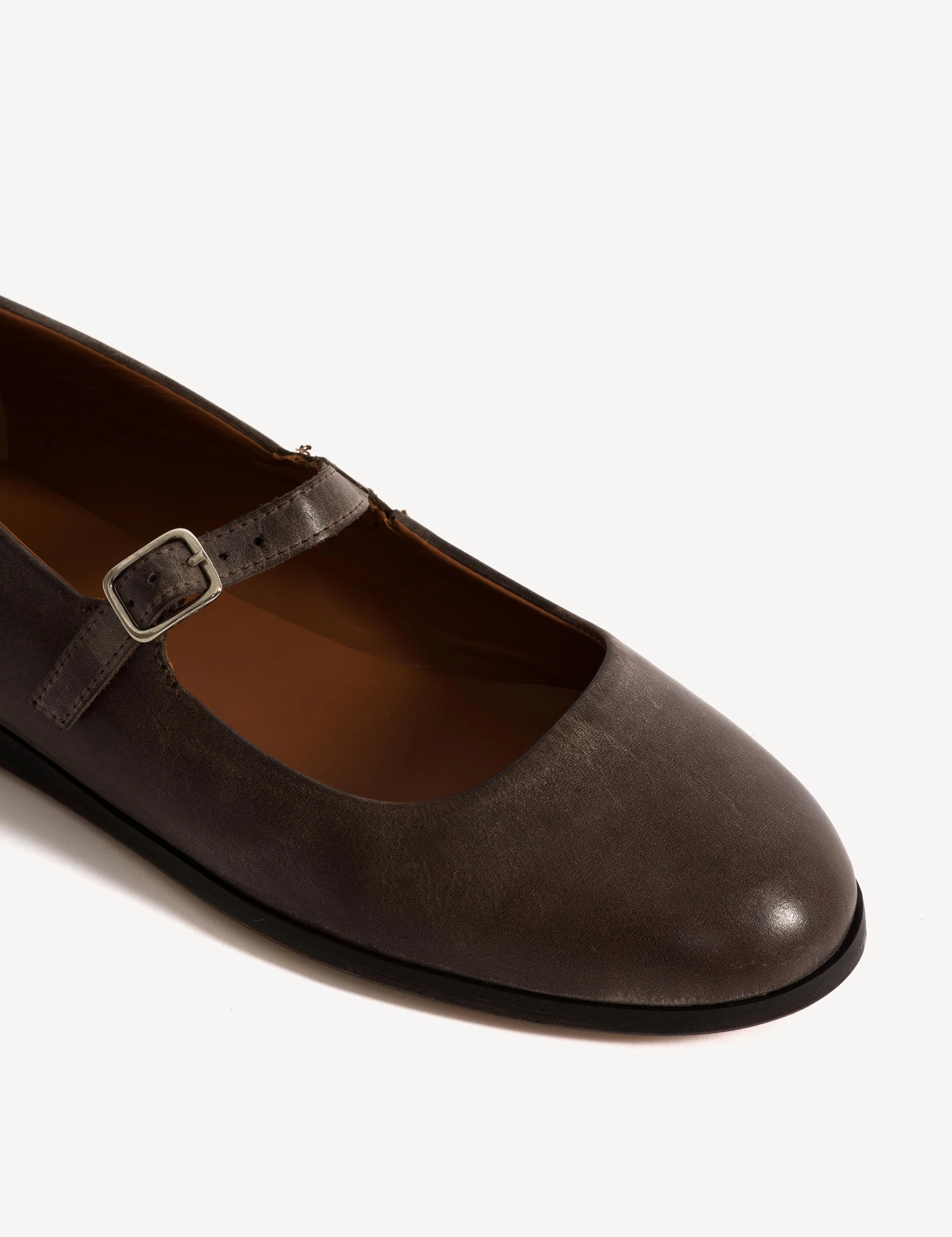 Ines Flats In Dark Brown Escovado Leather sold by DICO Copenhangen product image thumbnail 5