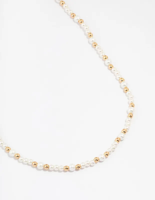Beaded Gold And Pearl Necklace sold by lovisa