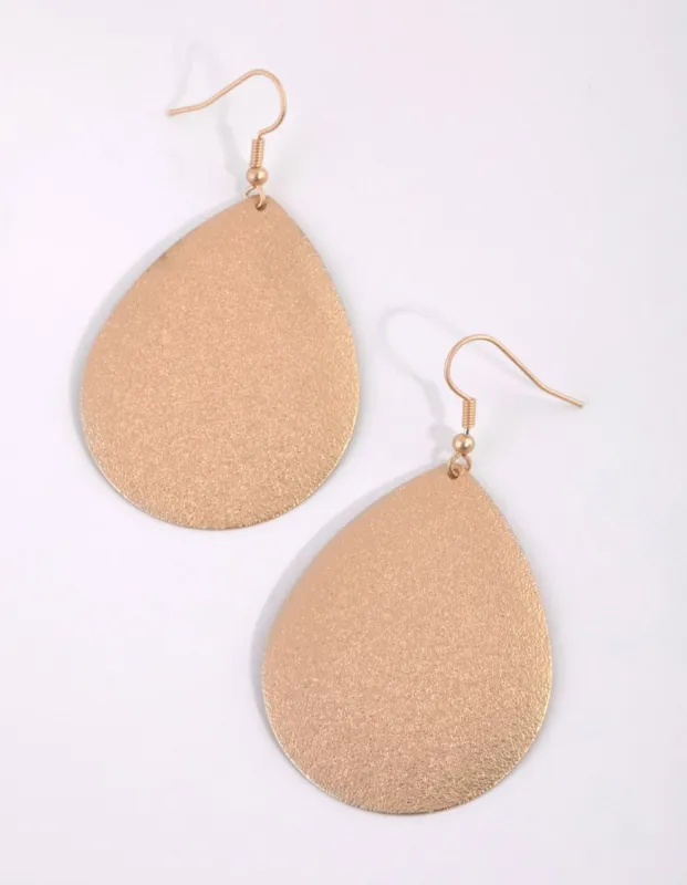 Metallic Gold Brushed Teardrop Earrings sold by lovisa