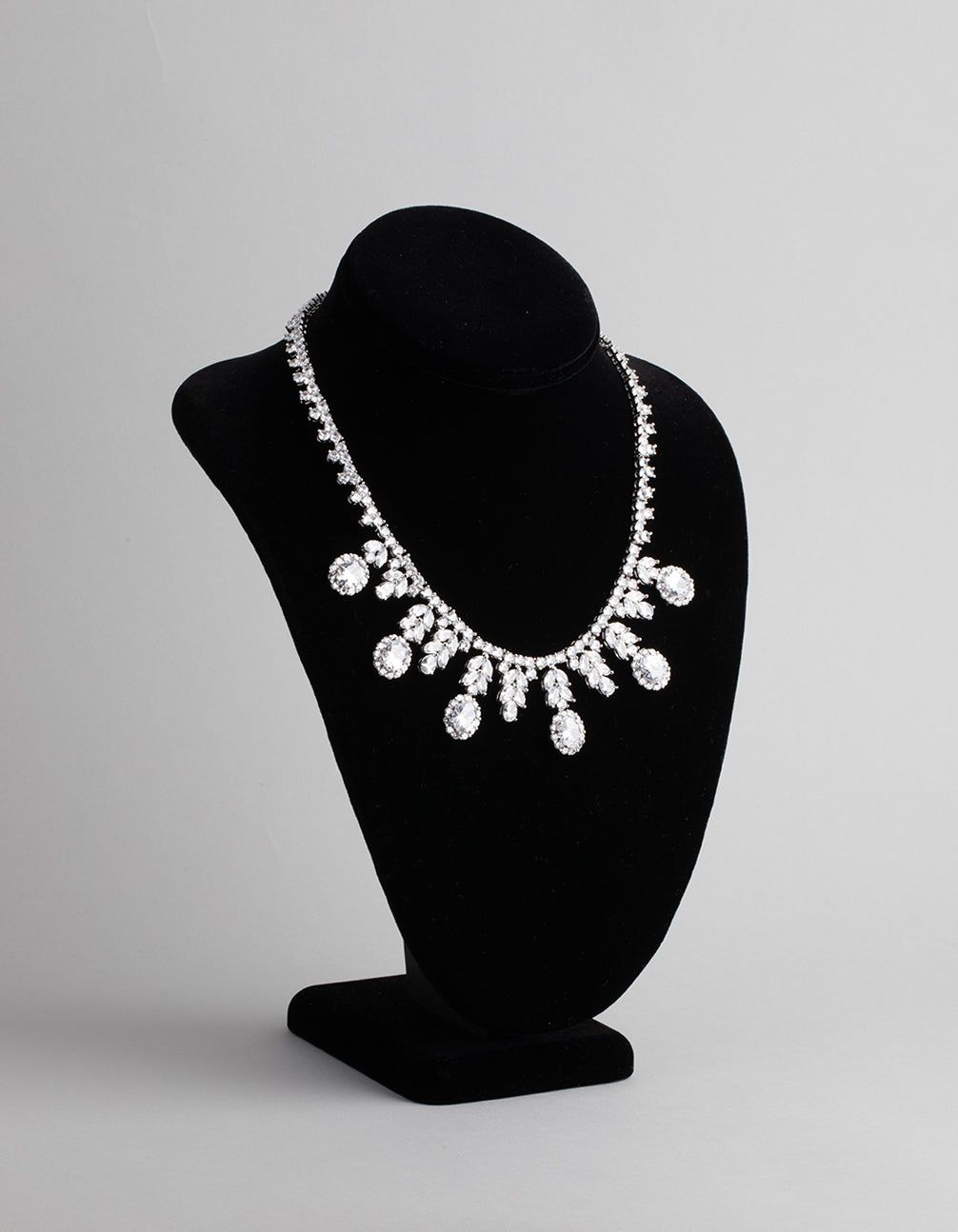 Silver Cubic Zirconia Statement Oval Necklace sold by lovisa product image thumbnail 2