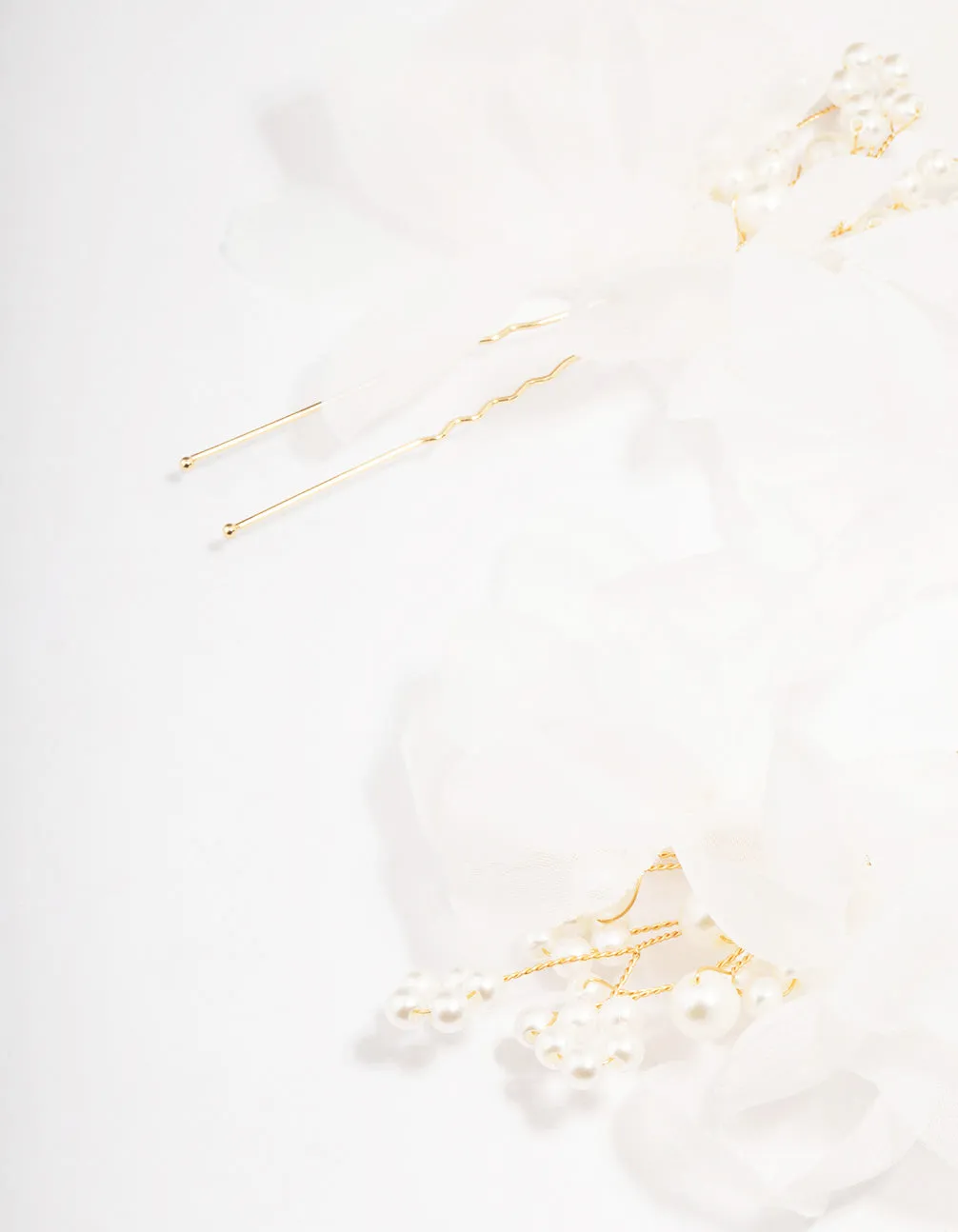 Gold Pearl & Flower Hair Pin Pack sold by lovisa product image thumbnail 2