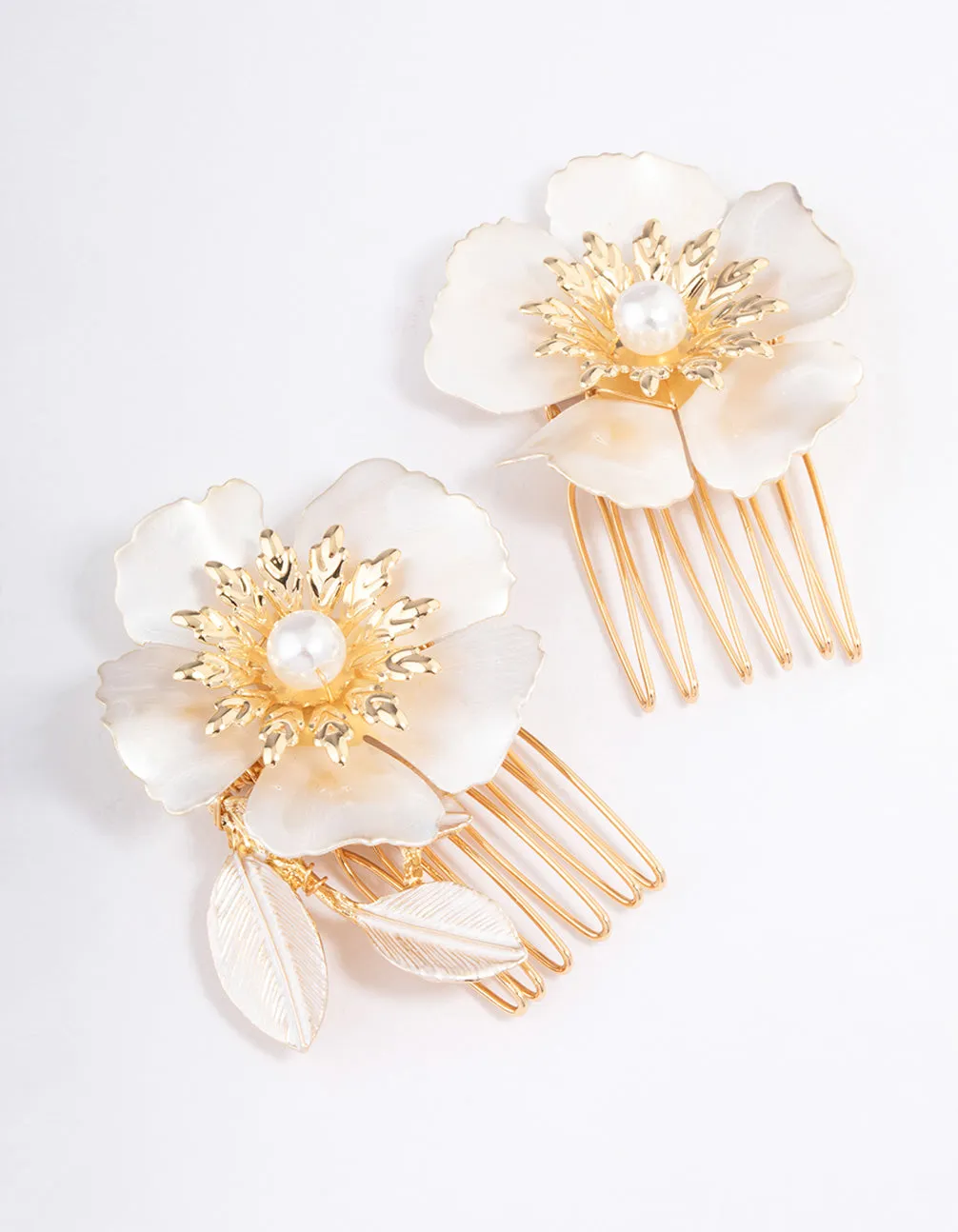 Gold Pearl Flower Comb Pack sold by lovisa