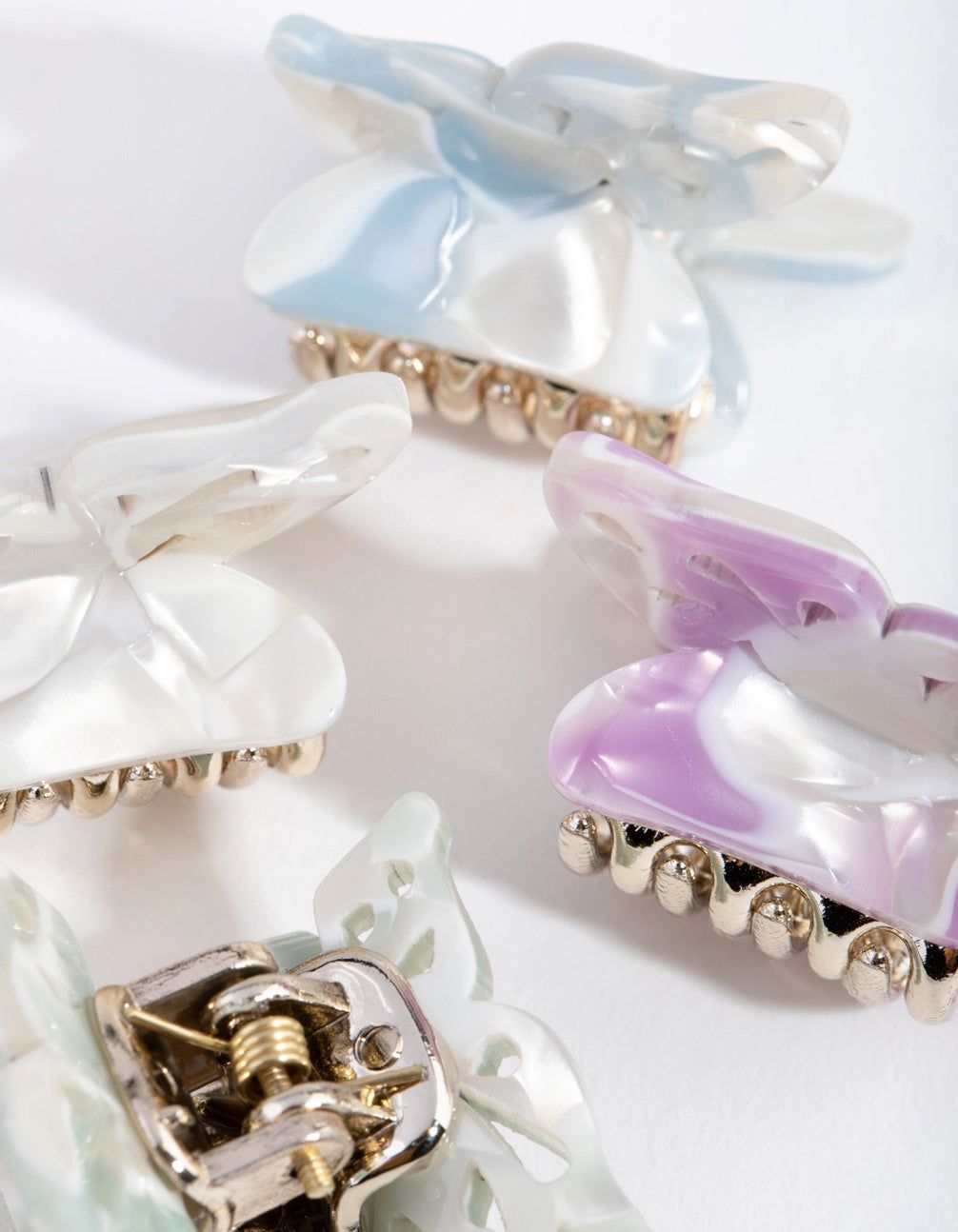 Acrylic Mini Butterfly 4-Pack Claw sold by lovisa product image thumbnail 3