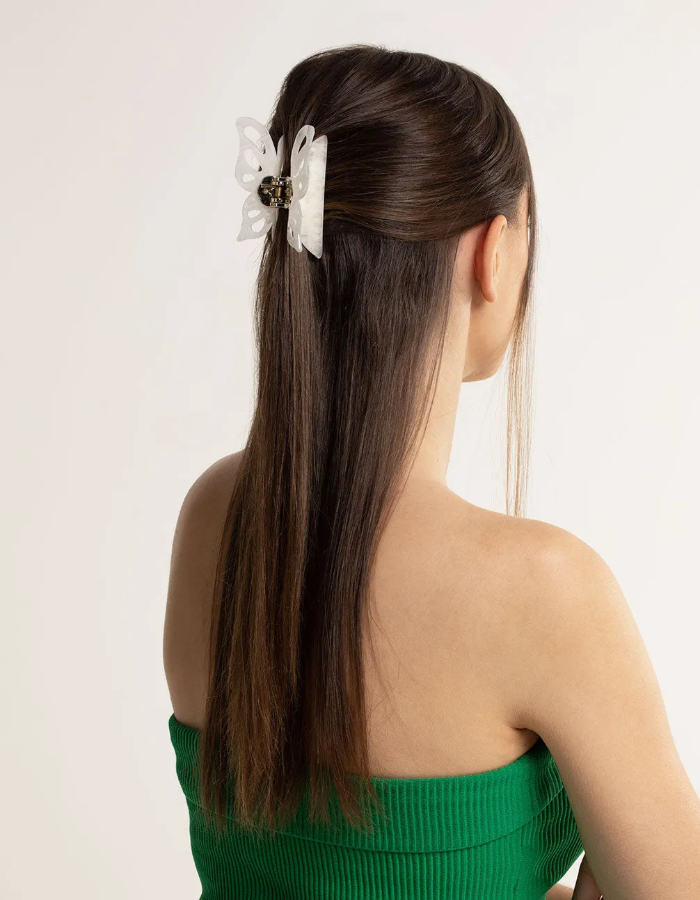 White Marble Butterfly Claw sold by lovisa product image thumbnail 3