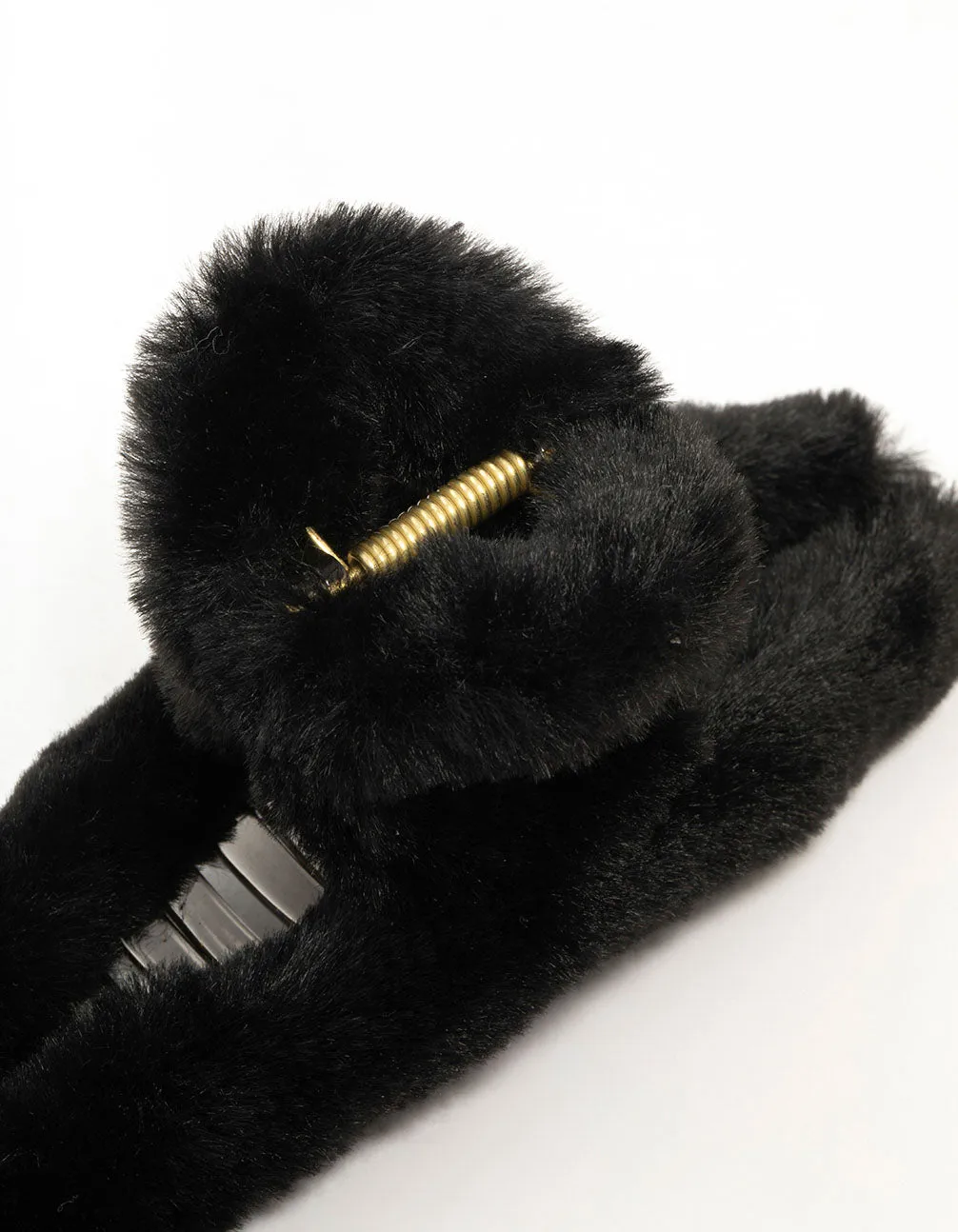Large Fluffy Black Hair Claw Clip sold by lovisa product image thumbnail 3