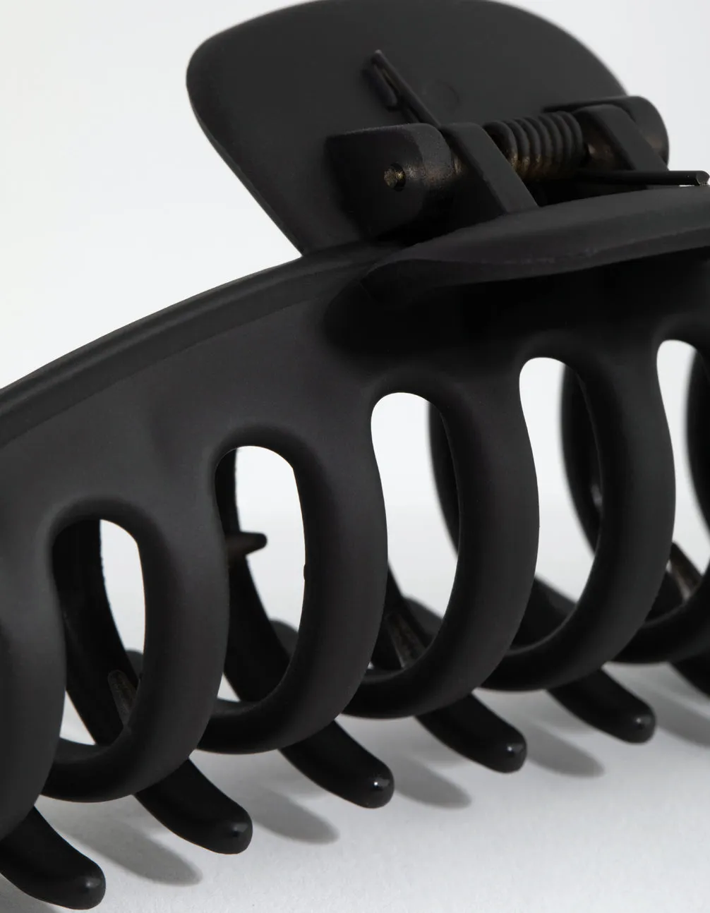 Black Acrylic Large Bar Hair Claw Clip sold by lovisa product image thumbnail 3