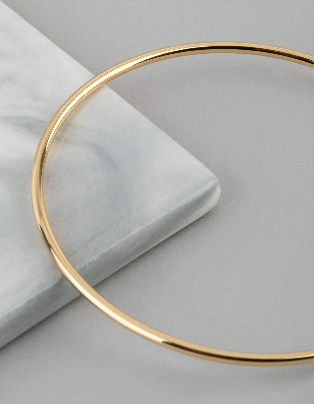 18ct Gold Plated Brass 2mm Bangle Bracelet sold by lovisa product image thumbnail 2