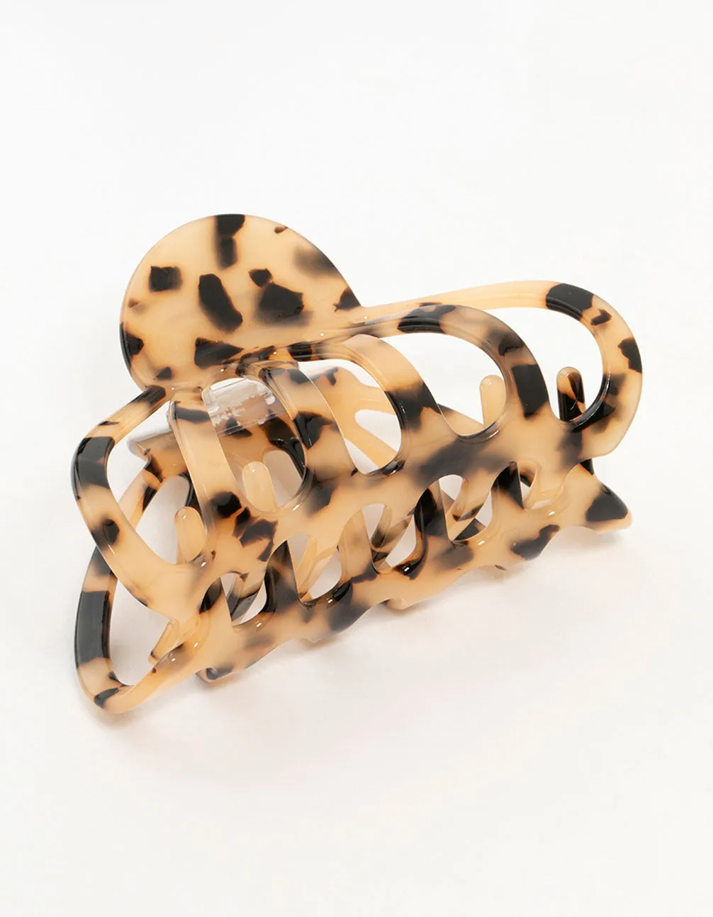 Tortoiseshell Acrylic Marbled Wide Claw Clip sold by lovisa product image thumbnail 2