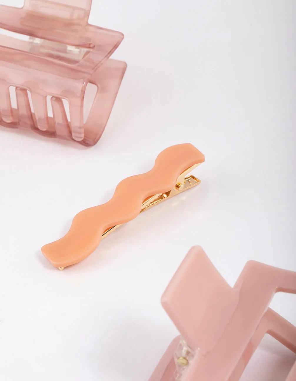 Blush Acrylic Squiggle Claw Clip Pack sold by lovisa product image thumbnail 3