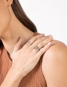 Rhodium Snake & Diamante Rings 24-Pack sold by lovisa