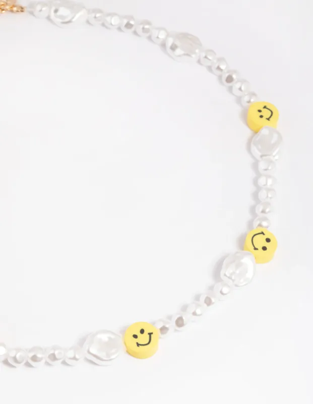 90s Smiley Pearl Necklace sold by lovisa
