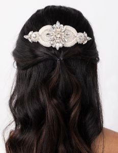 Statement Embossed Pearl Crystal Comb sold by lovisa