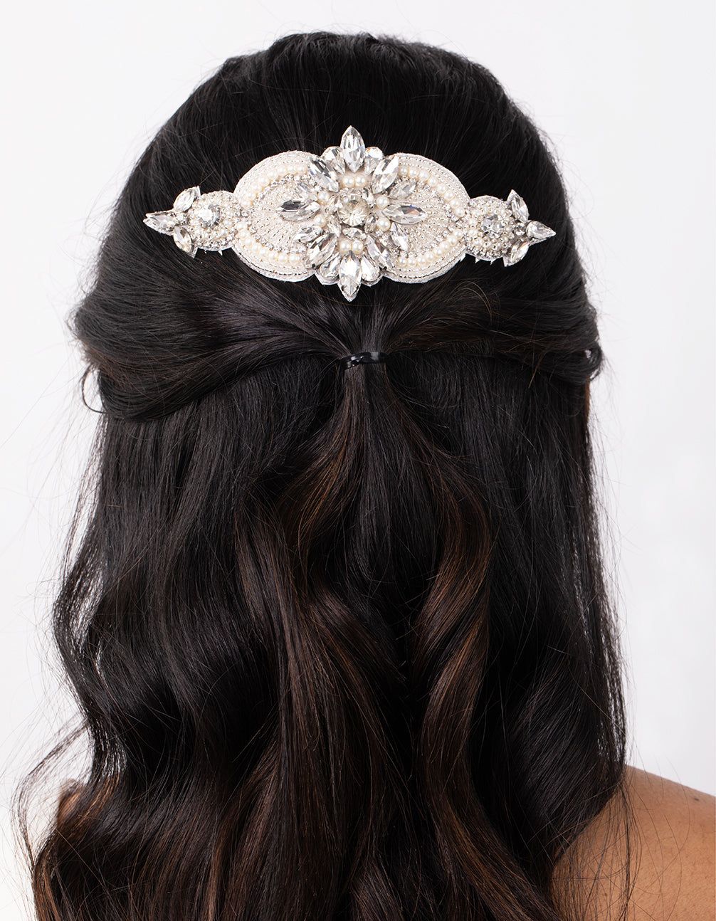 Statement Embossed Pearl Crystal Comb sold by lovisa product image thumbnail 2