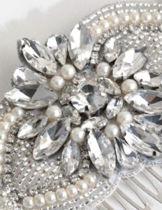 Statement Embossed Pearl Crystal Comb sold by lovisa