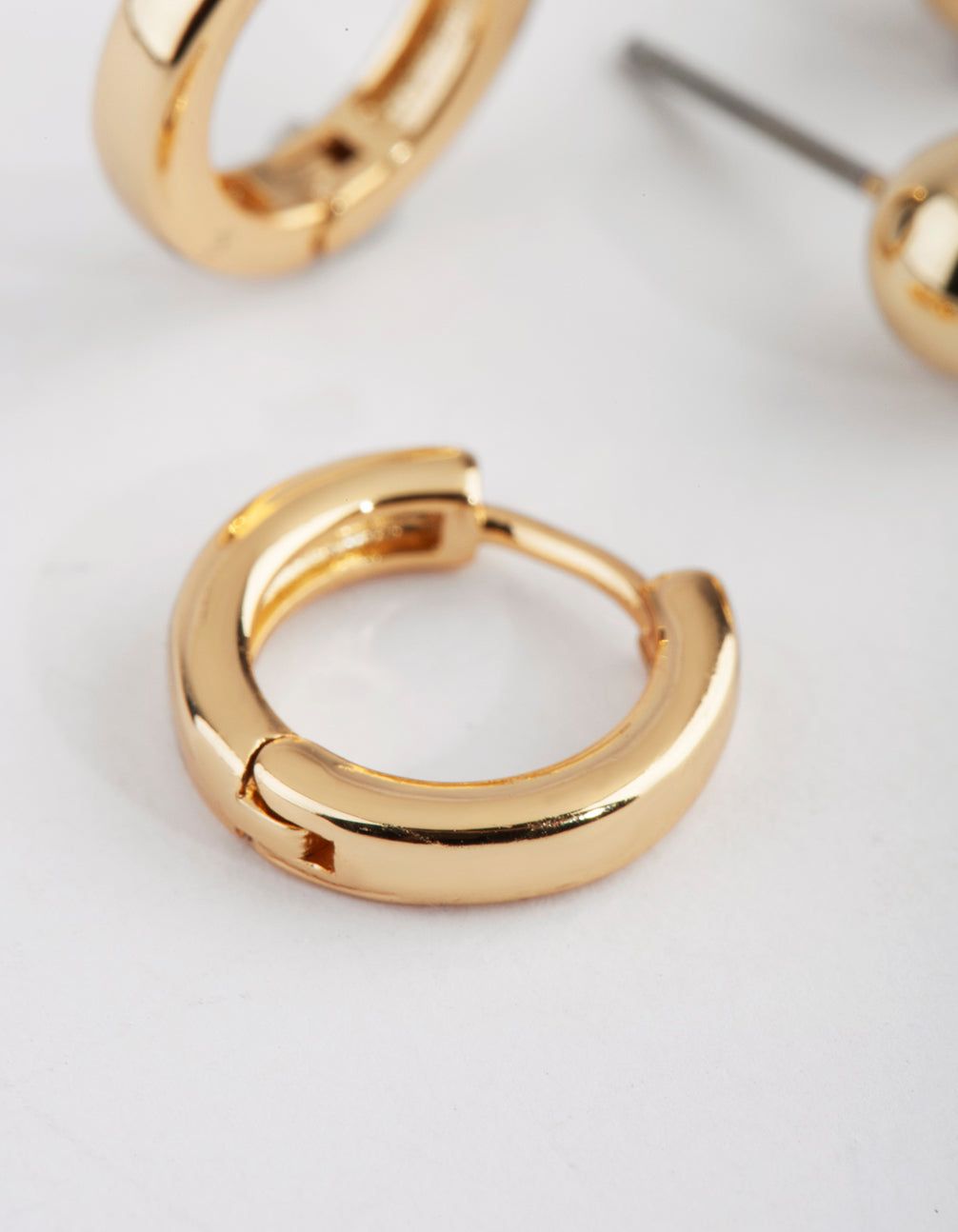 Gold Simple Stud & Huggie Pack Earrings sold by lovisa product image thumbnail 3