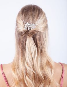 Silver Crystal Pearl Mini Leaf Comb sold by lovisa