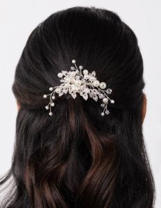 Silver Crystal Pearl Mini Leaf Comb sold by lovisa