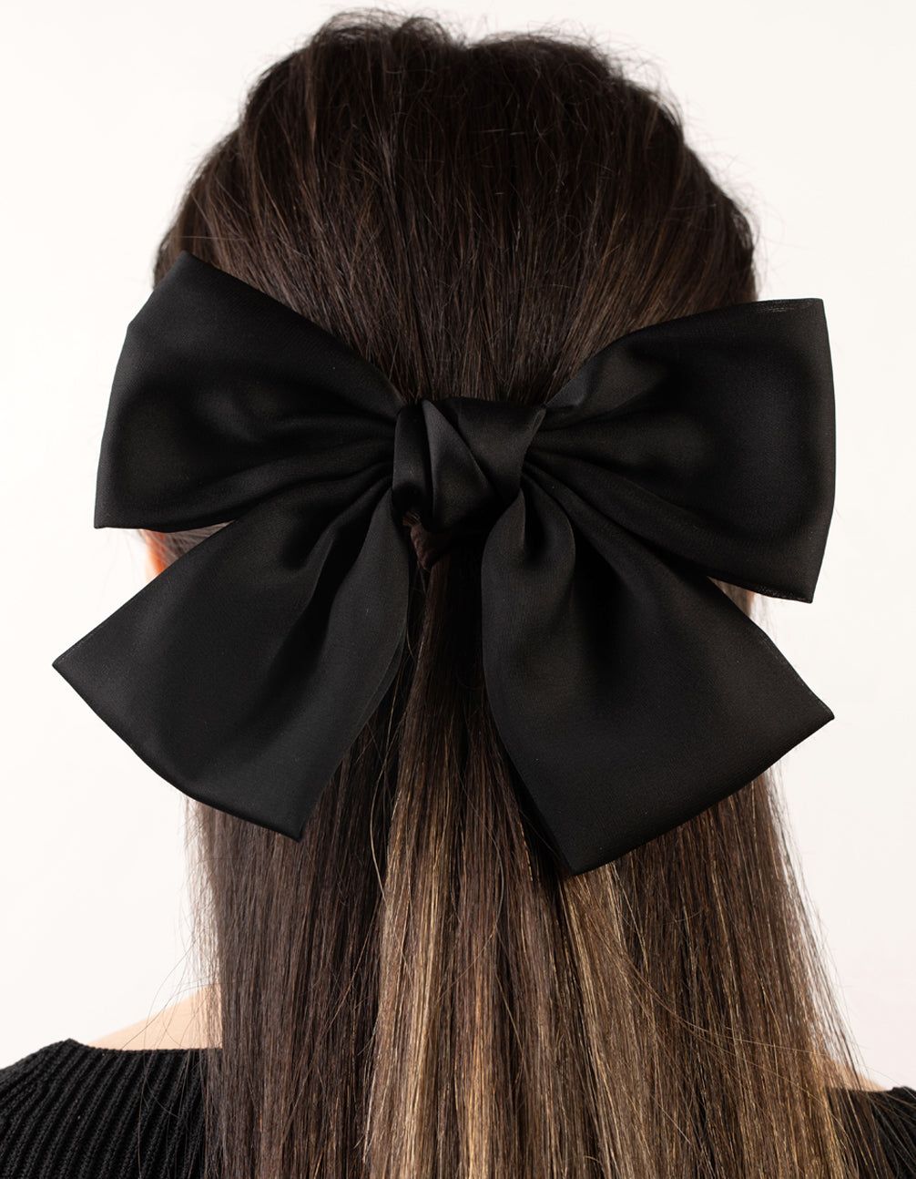 Black Bow Clip sold by lovisa product image thumbnail 2