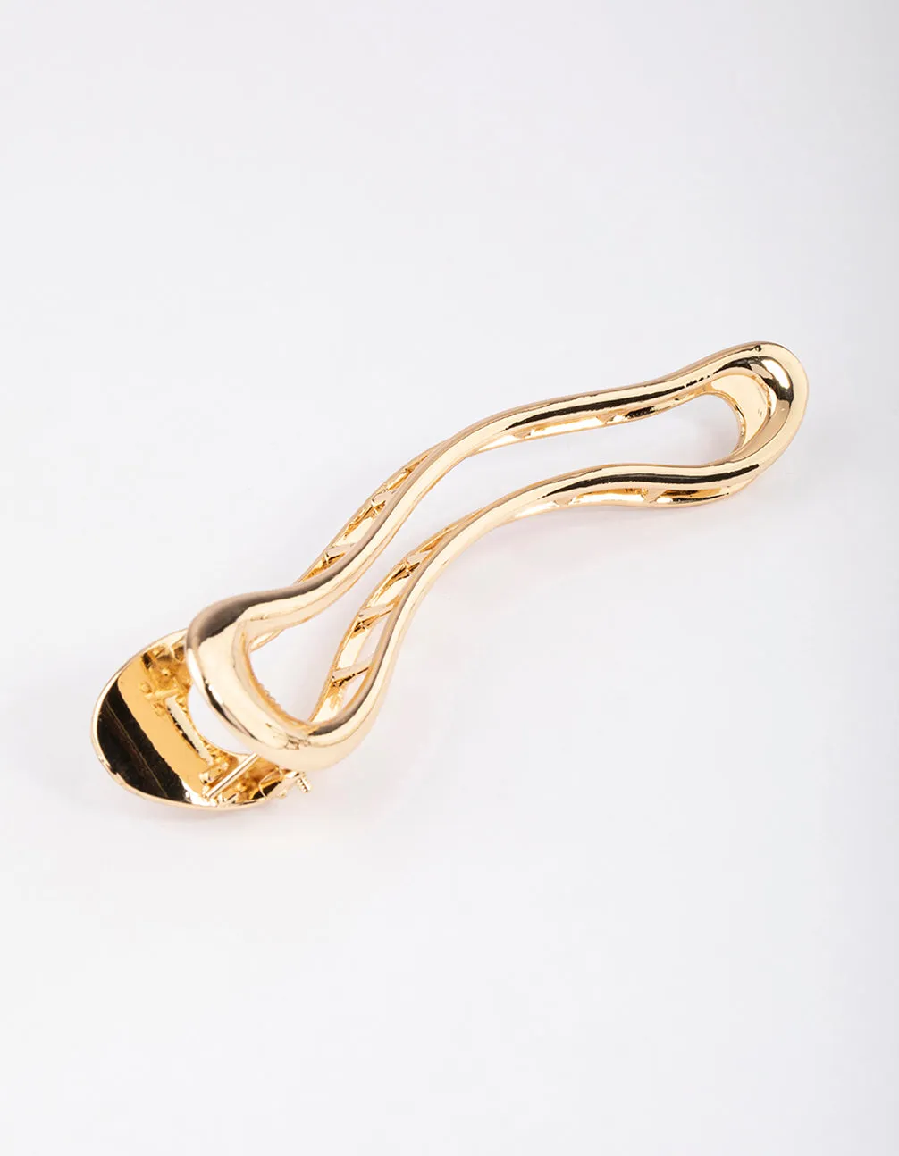 Gold Waved Claw Clip sold by lovisa