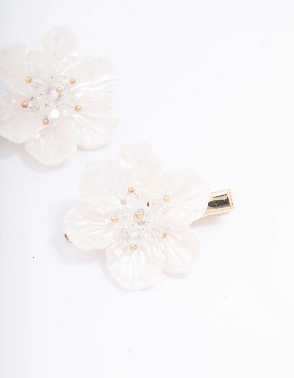 Gold Iridescent Detailed Flower Hair Clip Pack sold by lovisa product image thumbnail 3