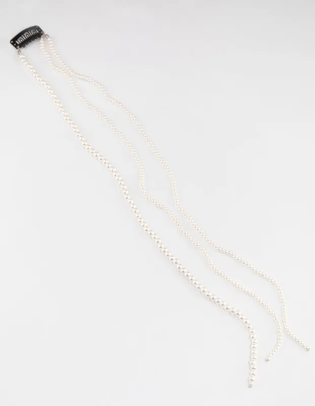 Pearl Trio Strand Hair Clips sold by lovisa