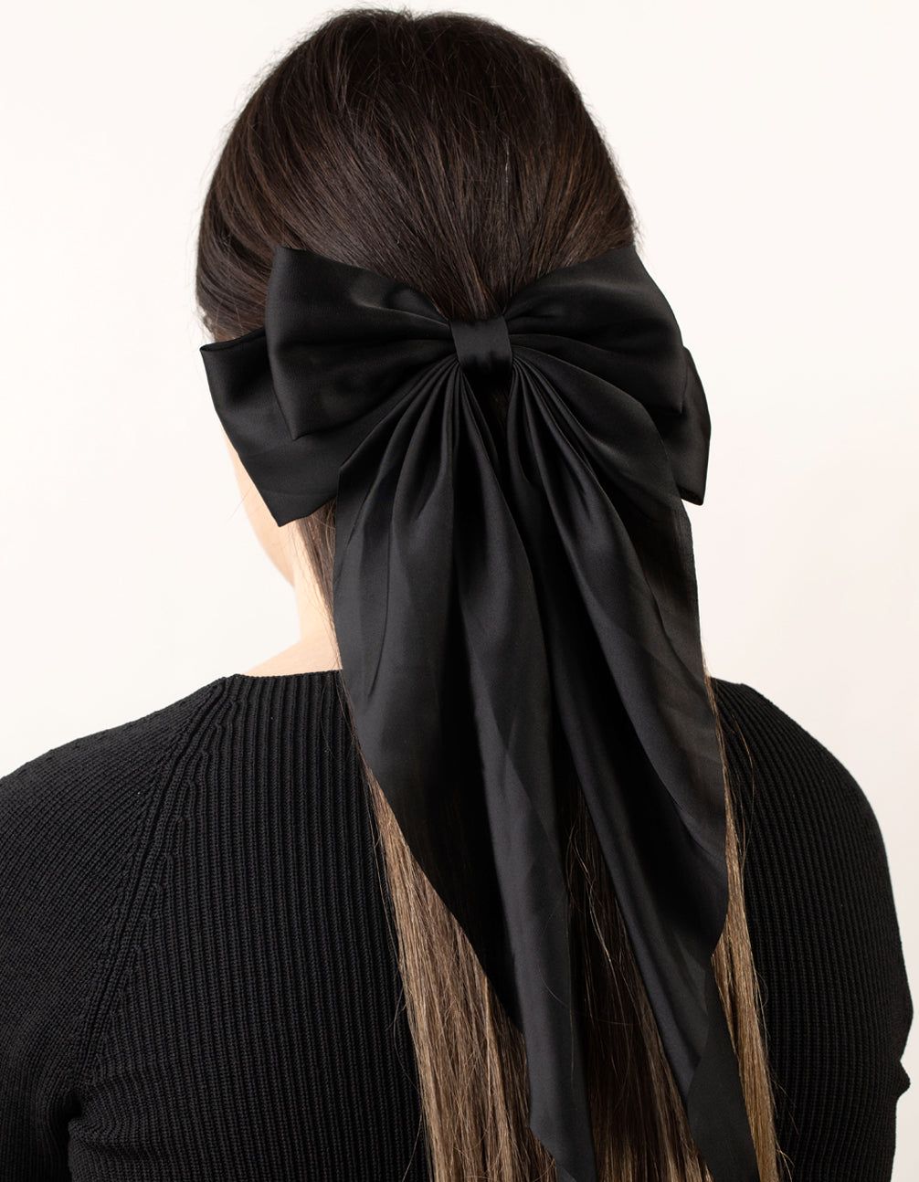 Black Bow Clip sold by lovisa product image thumbnail 2