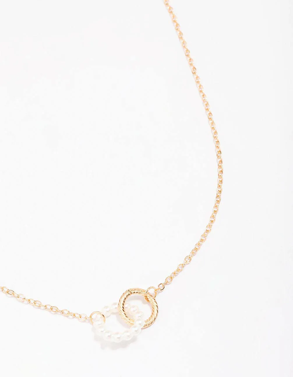 Gold Pearl Link Circle Pendant Necklace sold by lovisa
